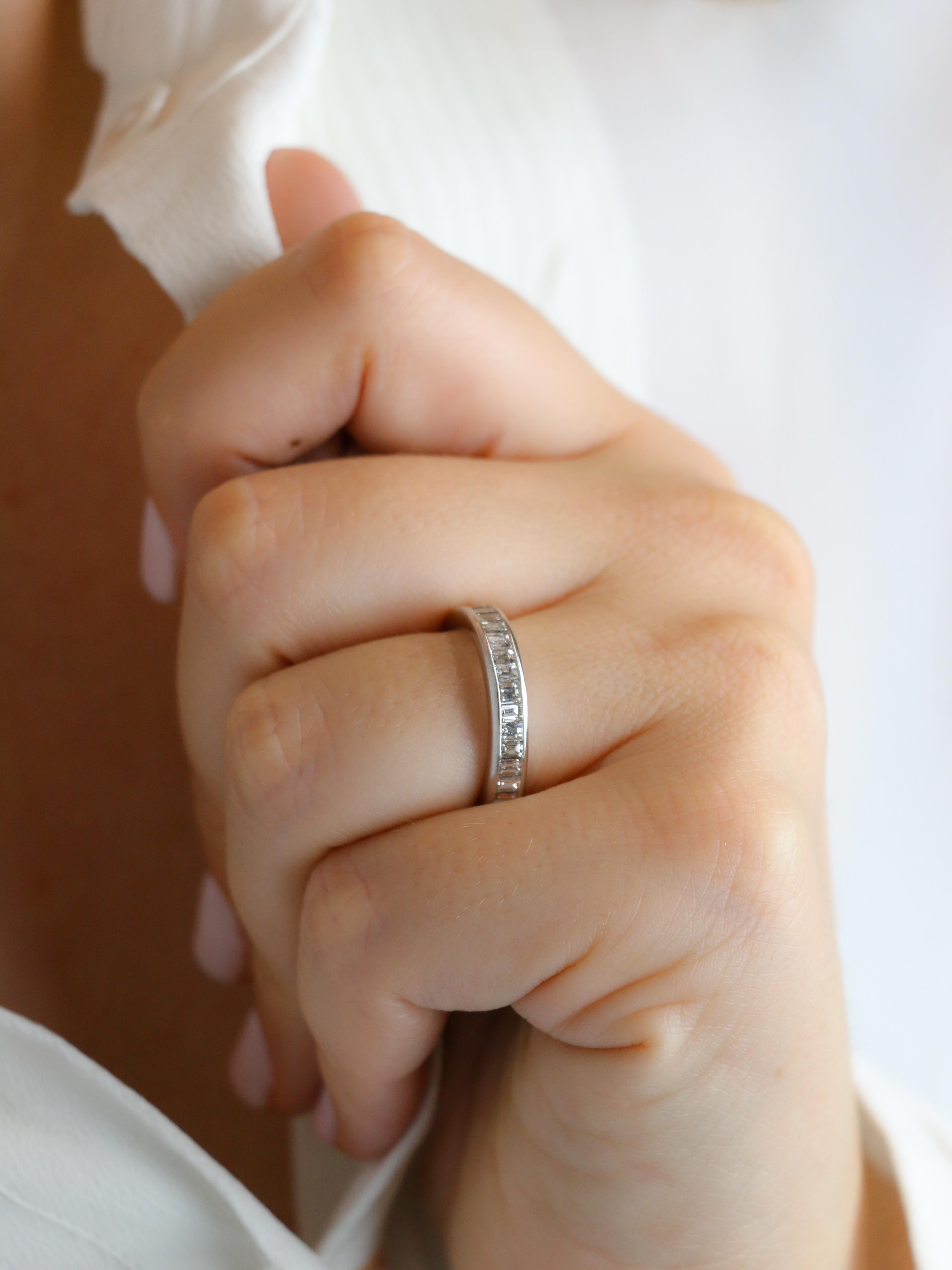 Alliance diamants baguette or blanc 3,50 carats