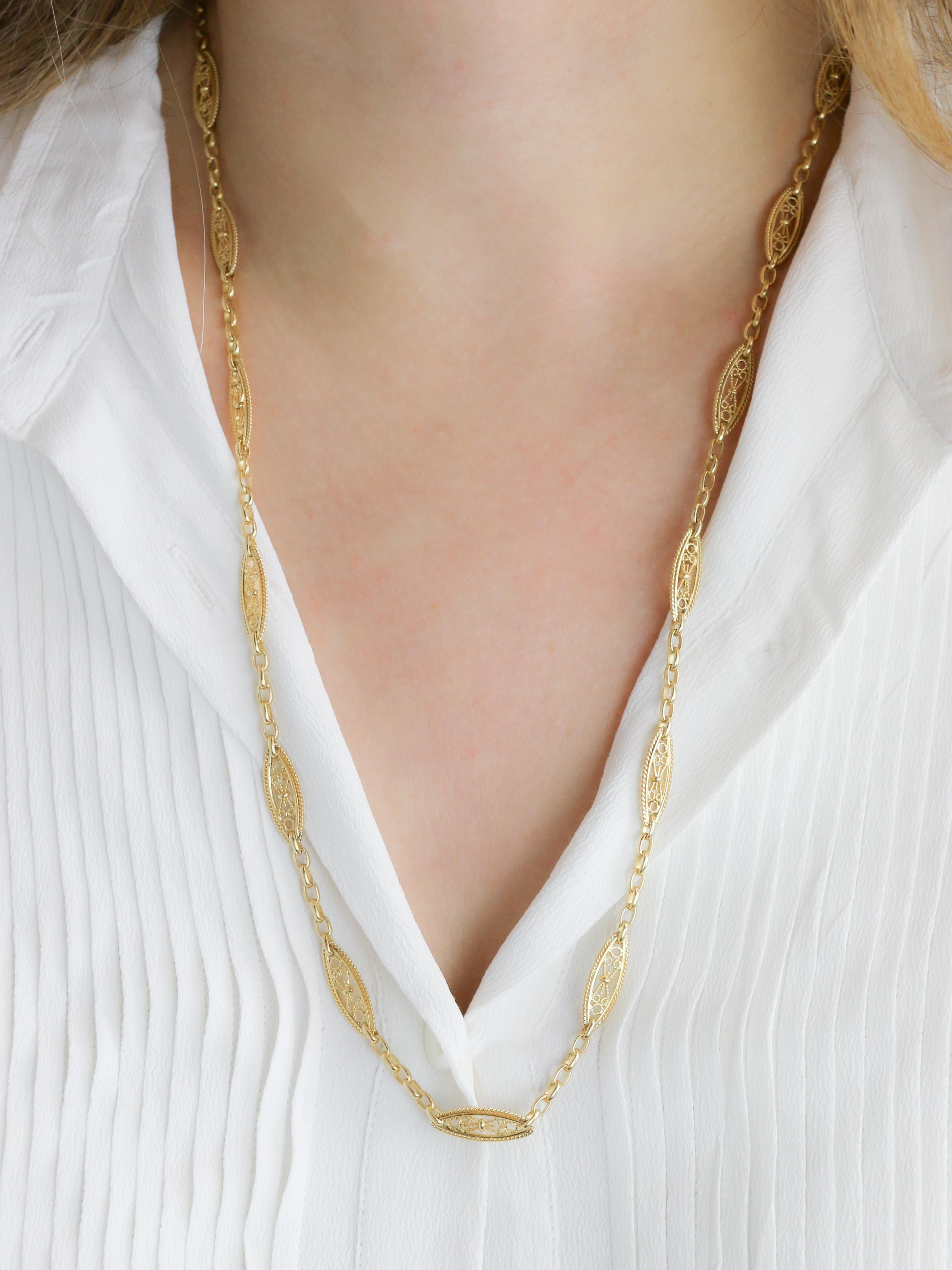 Collier chaine Art Nouveau maille filigrane or jaune