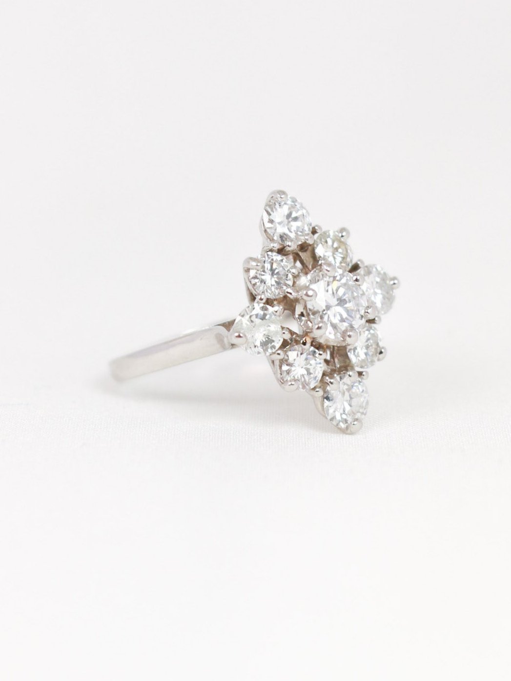 Bague marquise vintage or blanc diamants 