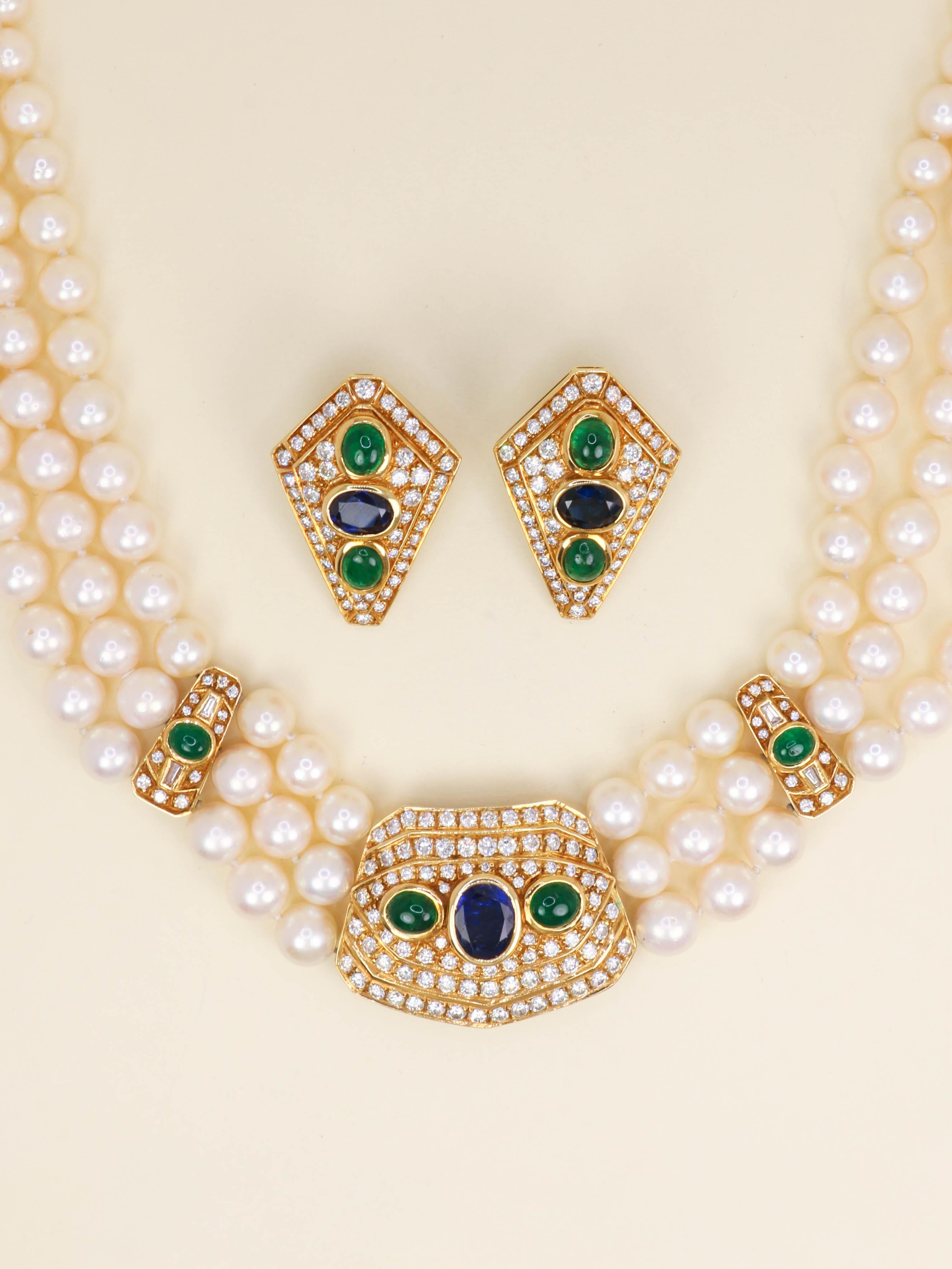 Parure REPOSSI collier de perles et clips saphirs émeraudes diamants