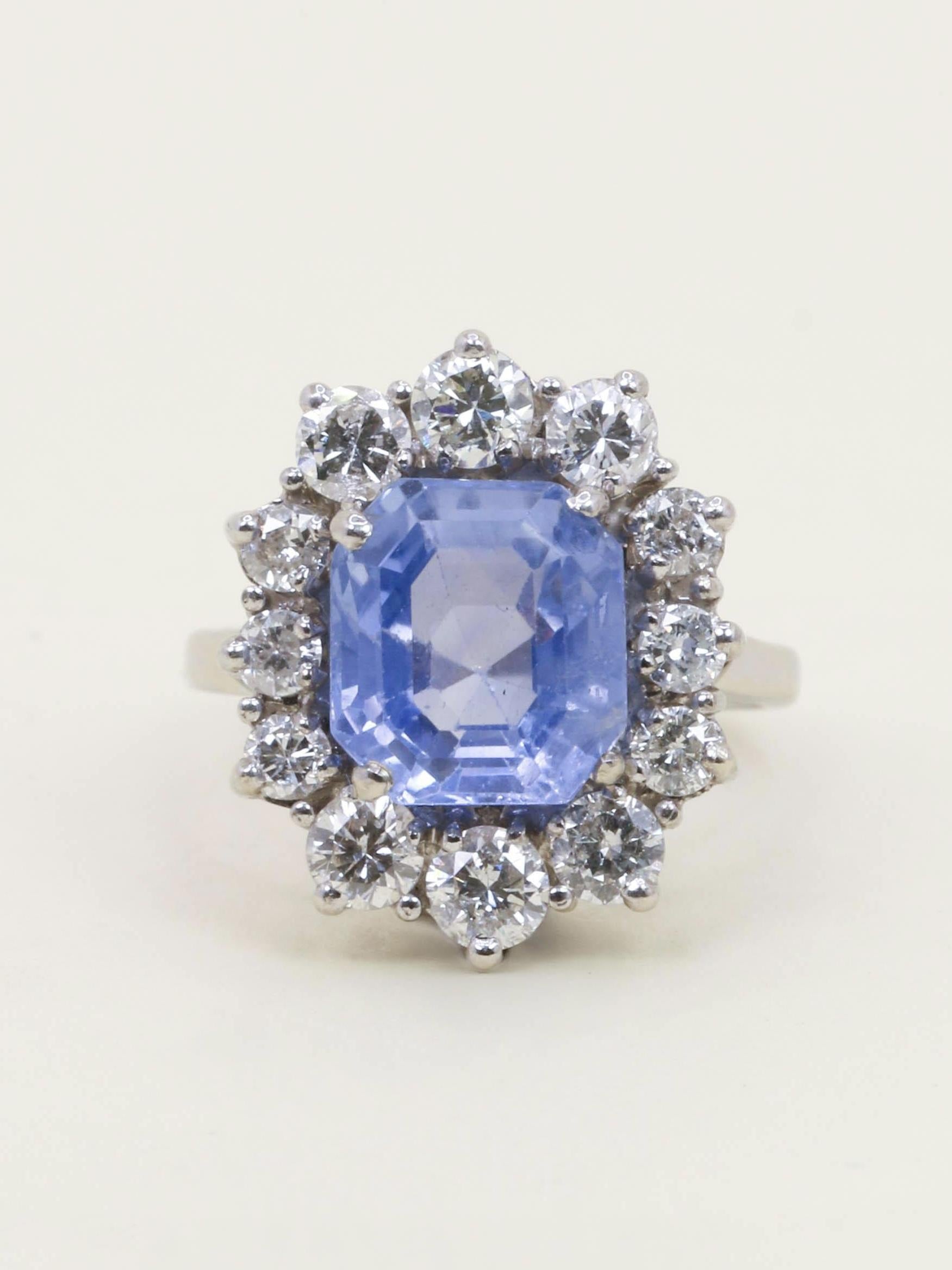 Bague marguerite or blanc saphir 5 carats diamants