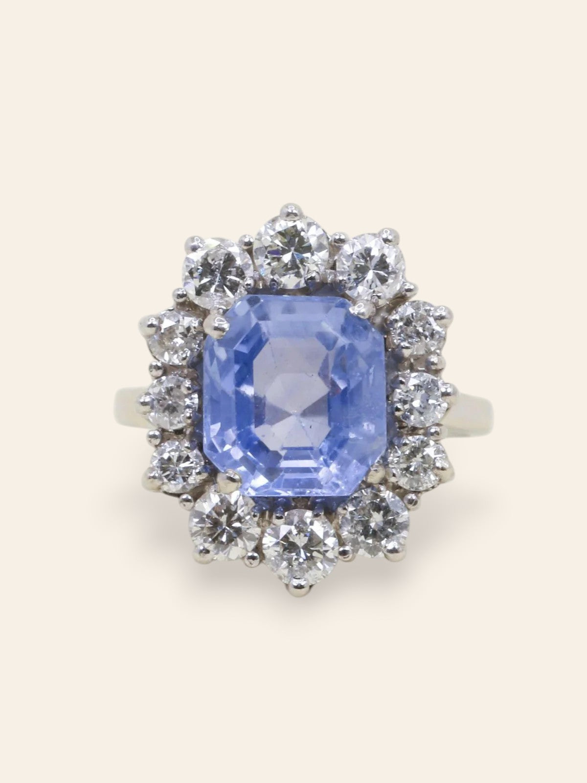 Bague marguerite or blanc saphir 5 carats diamants