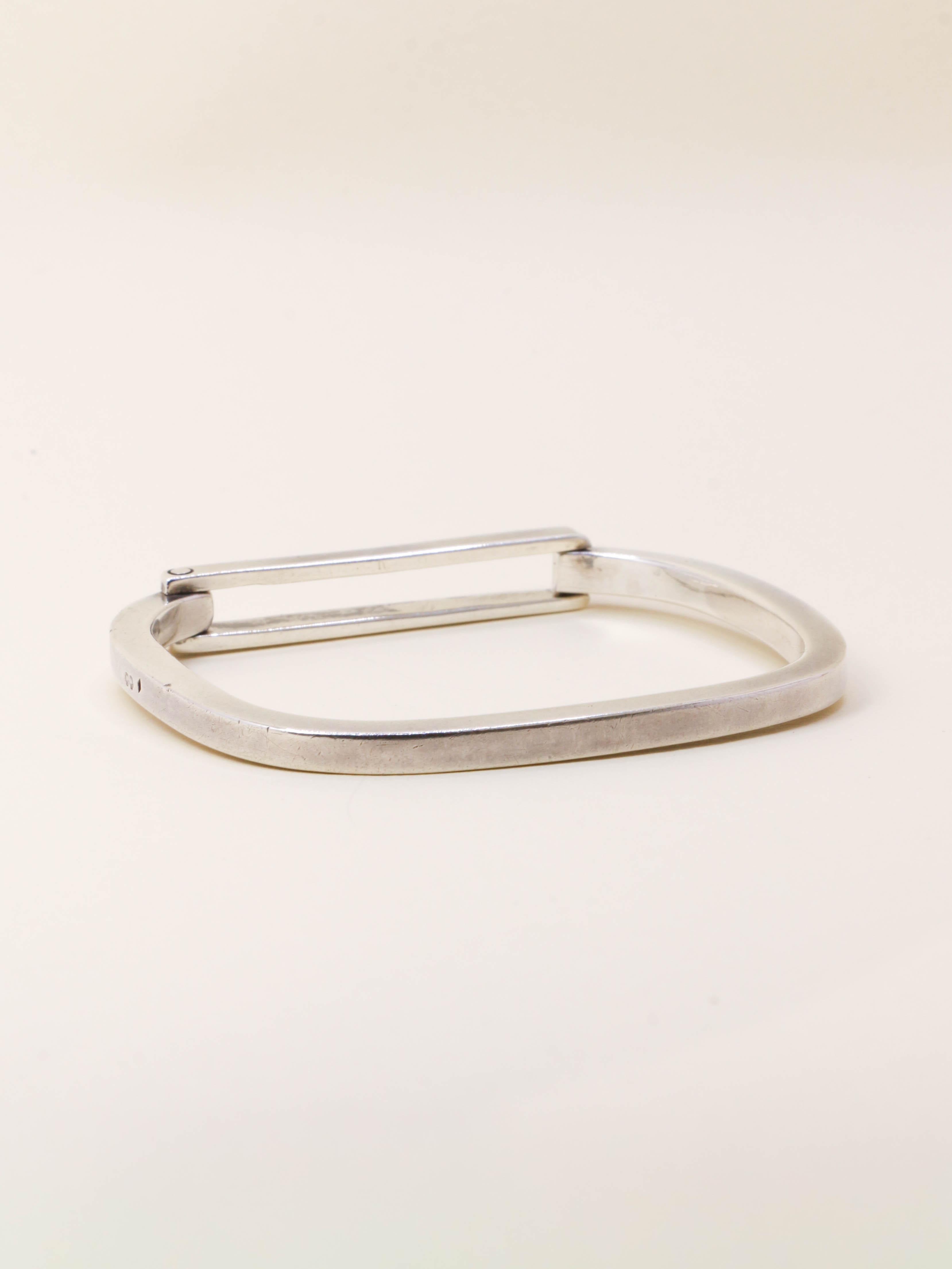 JACOB Bracelet jonc carré en argent