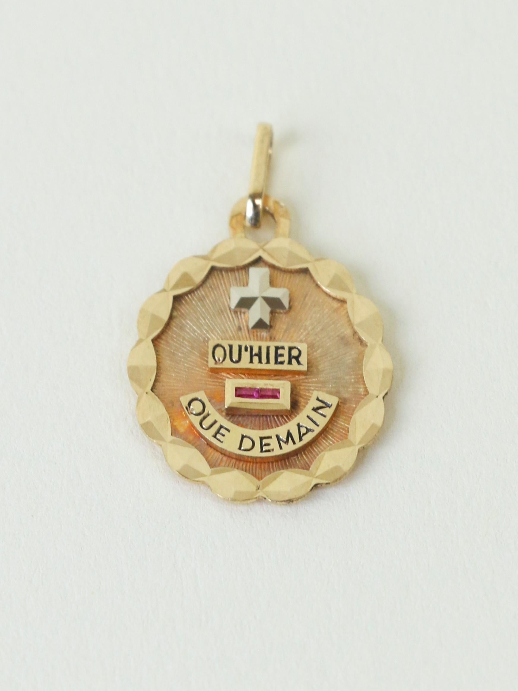 Medaille Amour Augis Plus hier Moins Demain, Ecrin d'origine, New Old Stock