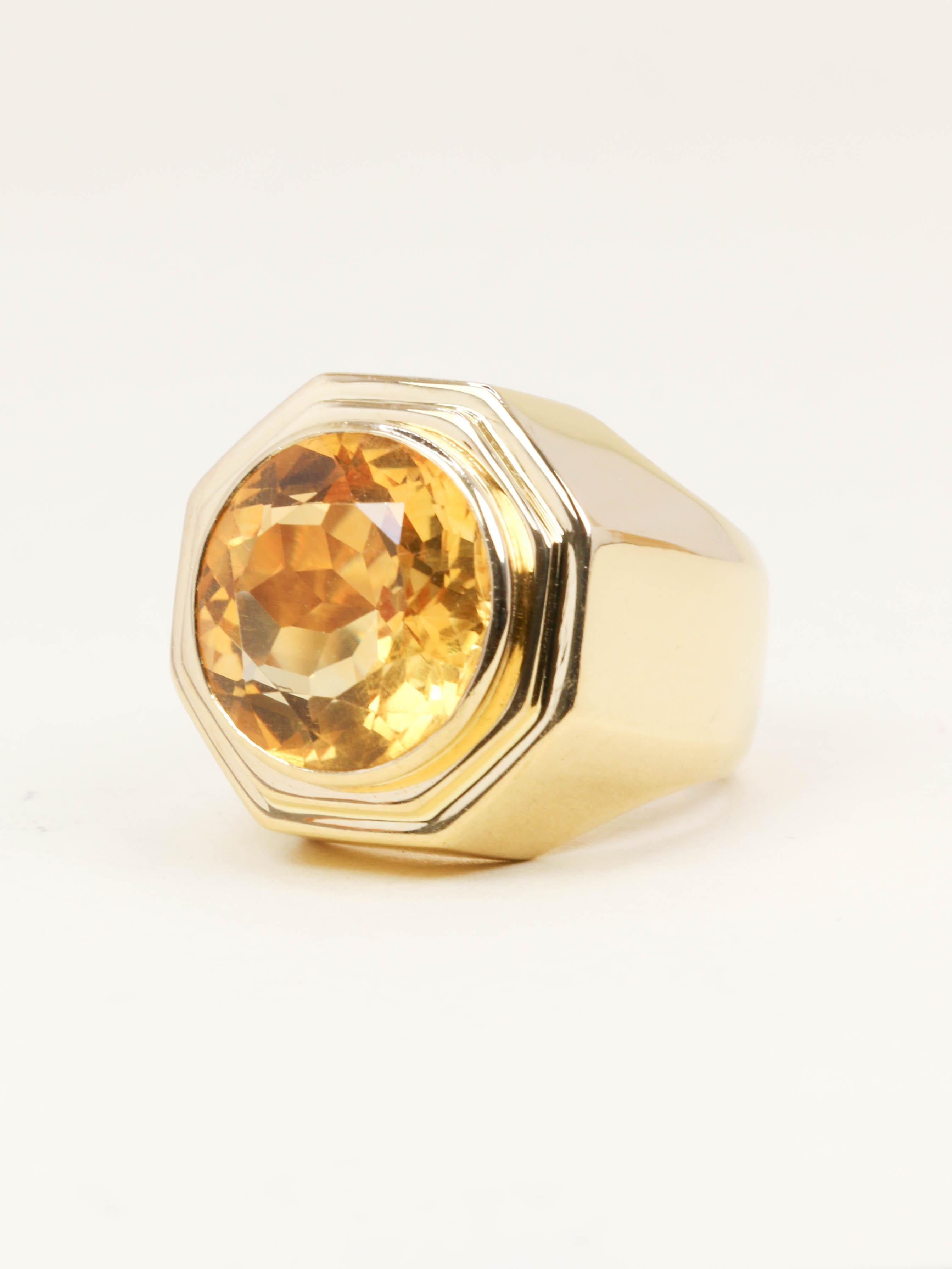 FRED Bague chevaliere or jaune citrine 7 carats