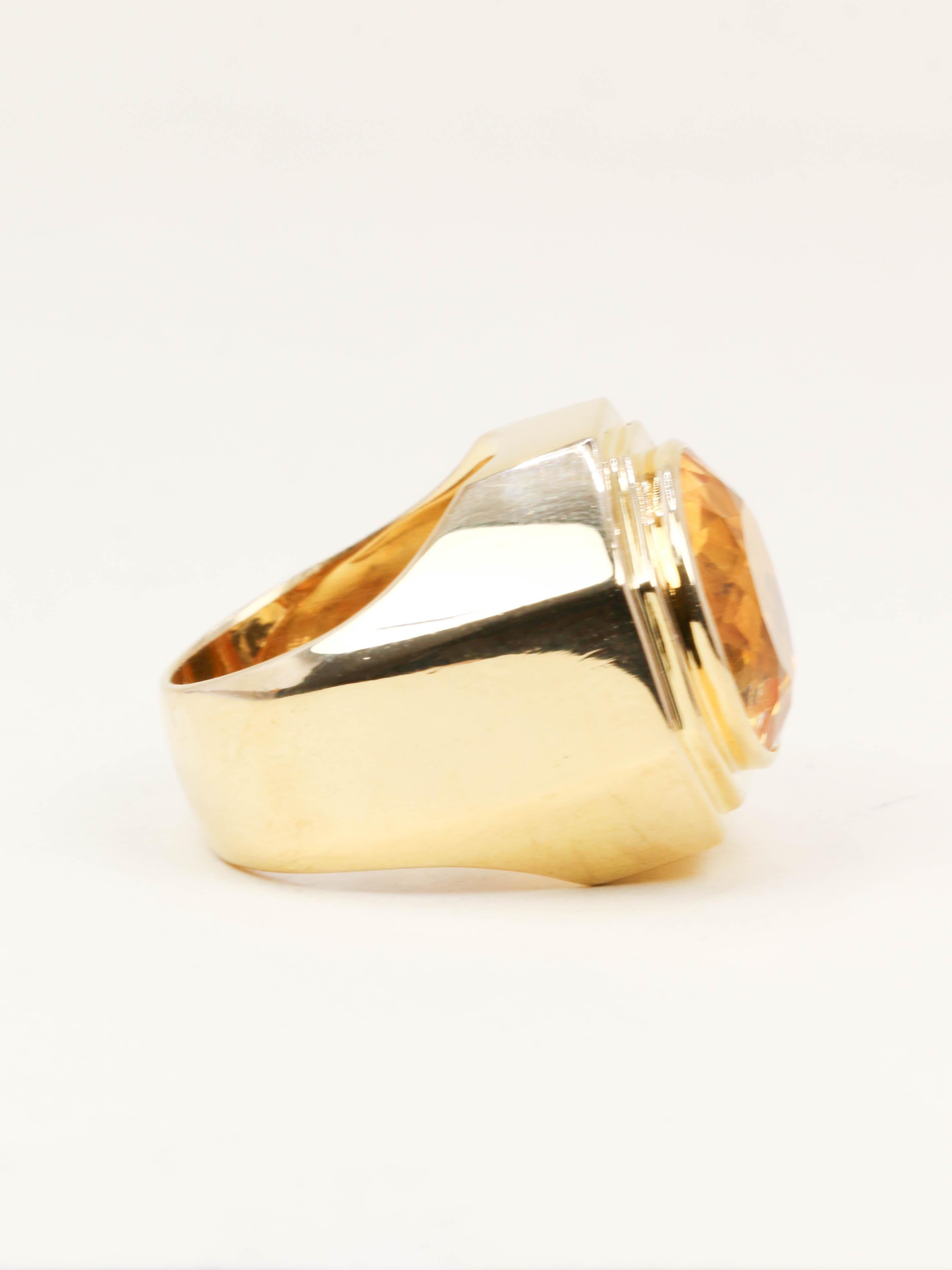 FRED Bague chevaliere or jaune citrine 7 carats