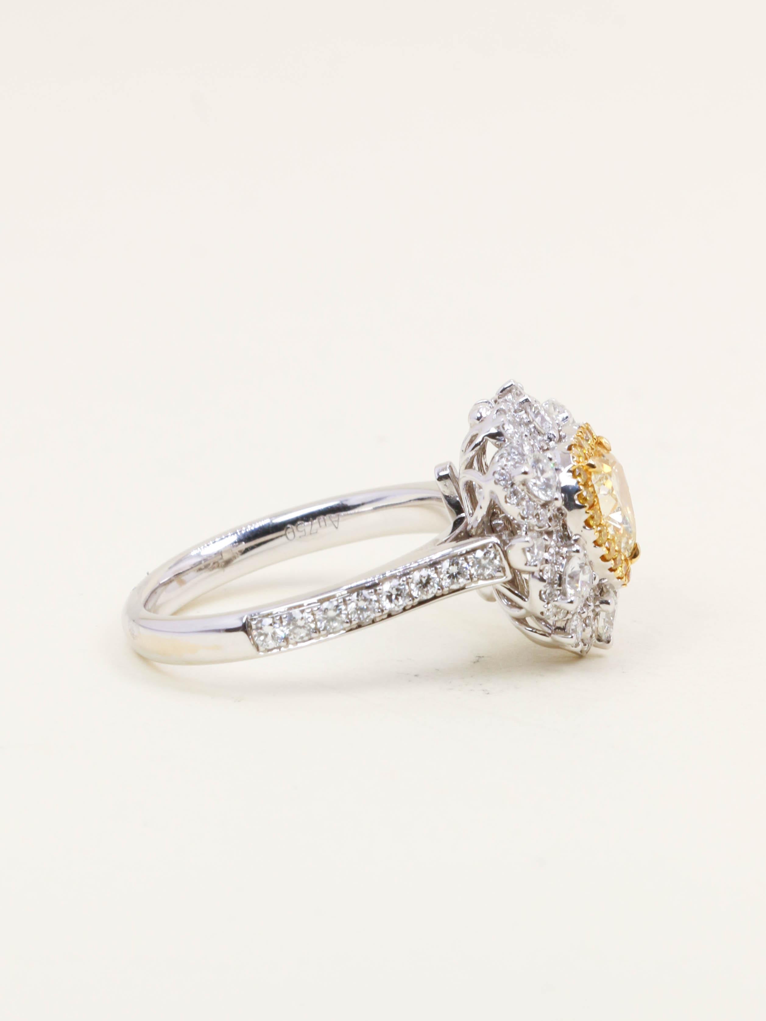 Bague Diamant coeur jaune Fancy Yellow 1 carat convertible Pendentif