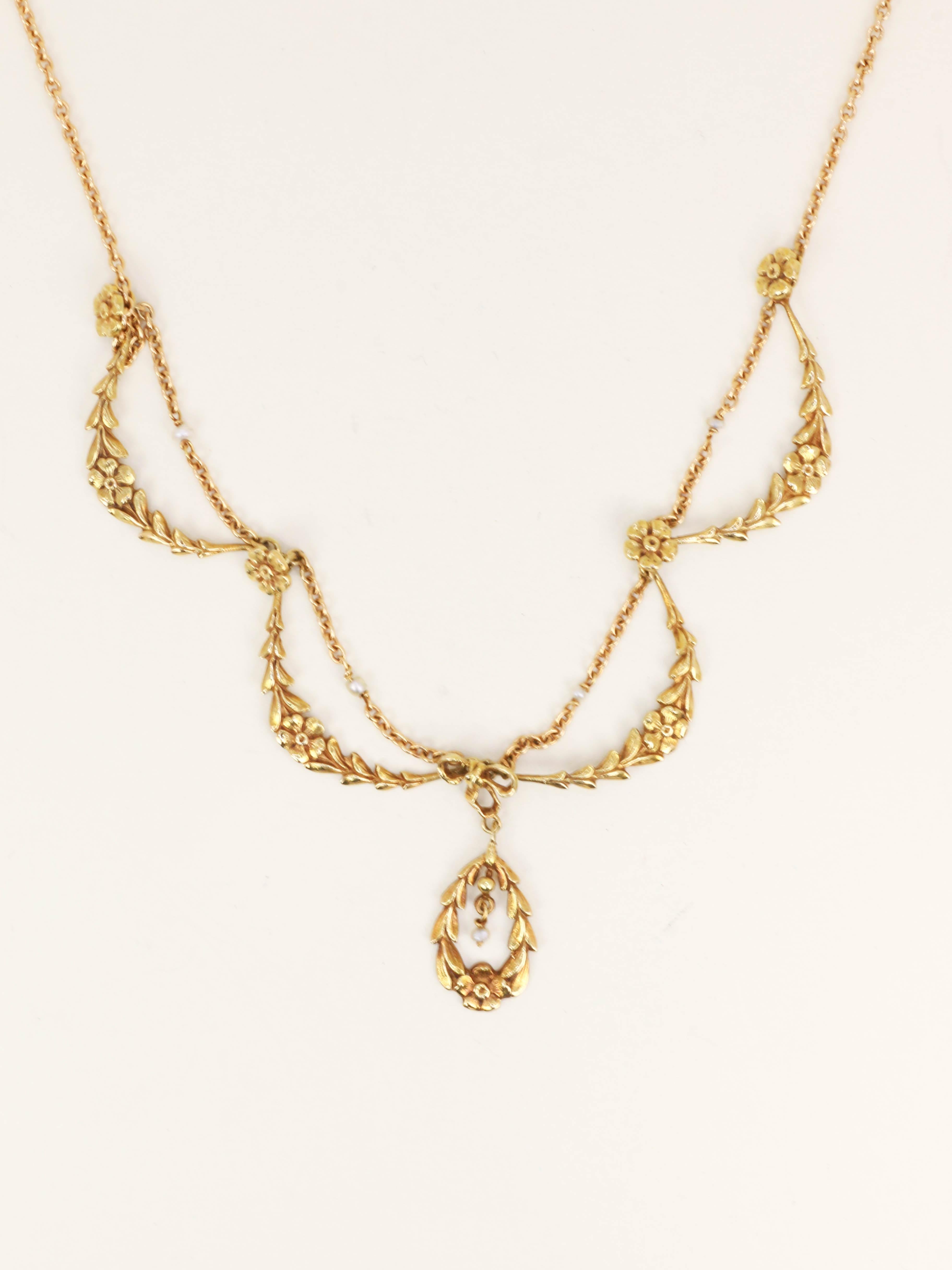 Collier draperie Art Nouveau or jaune perles