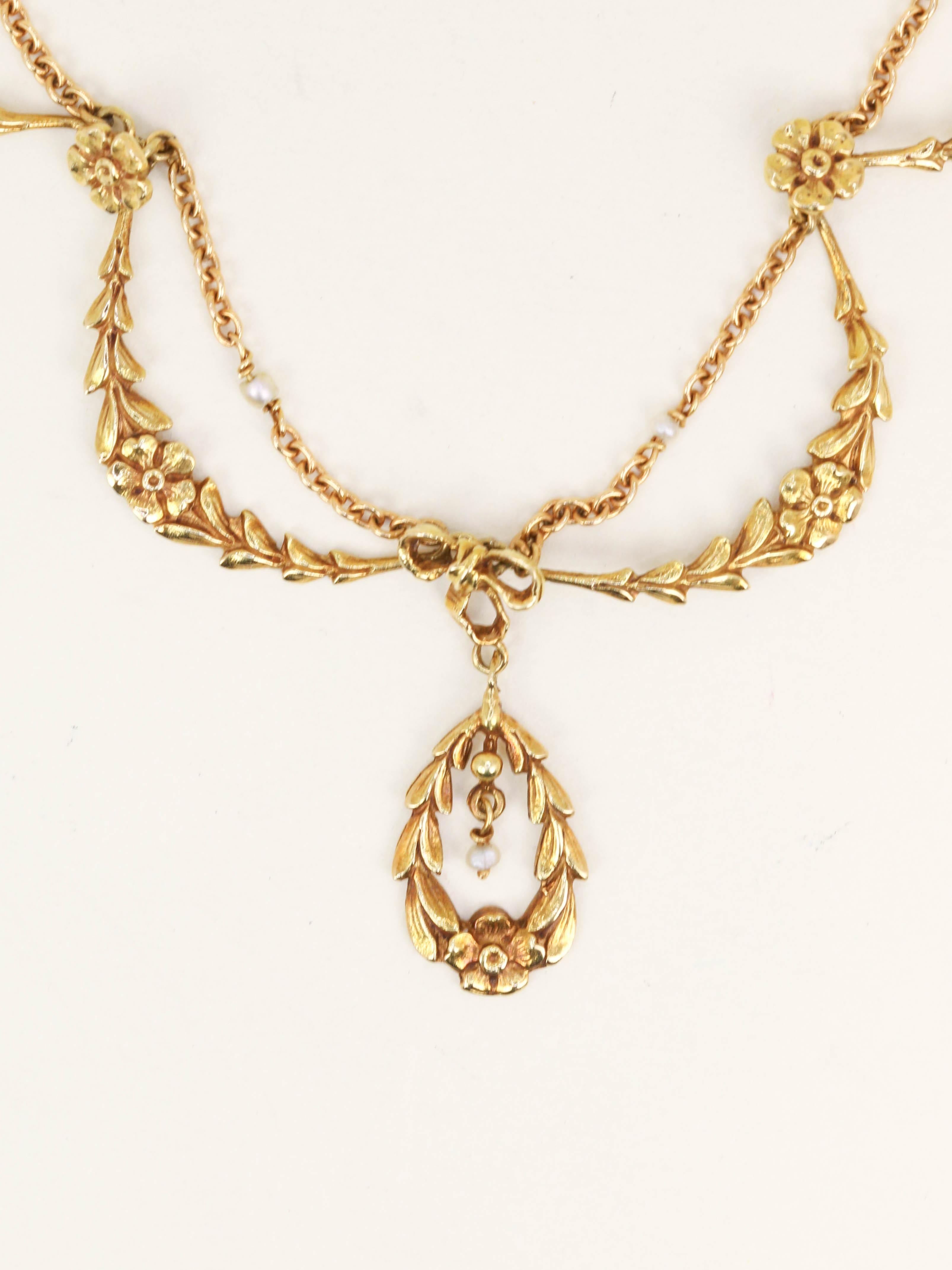 Collier draperie Art Nouveau or jaune perles
