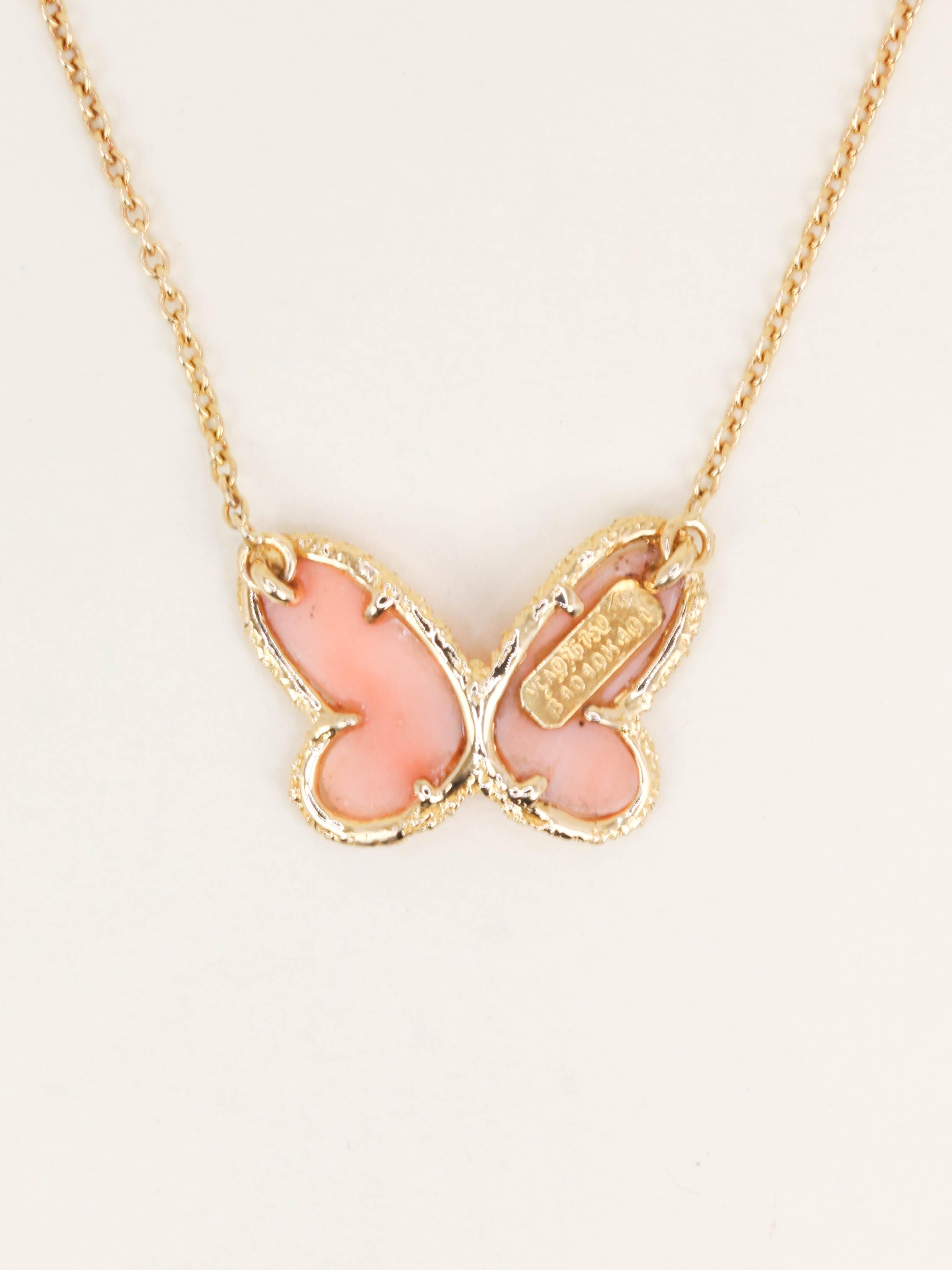 VAN CLEEF & ARPELS Collier Alhambra Papillon Corail - 1976