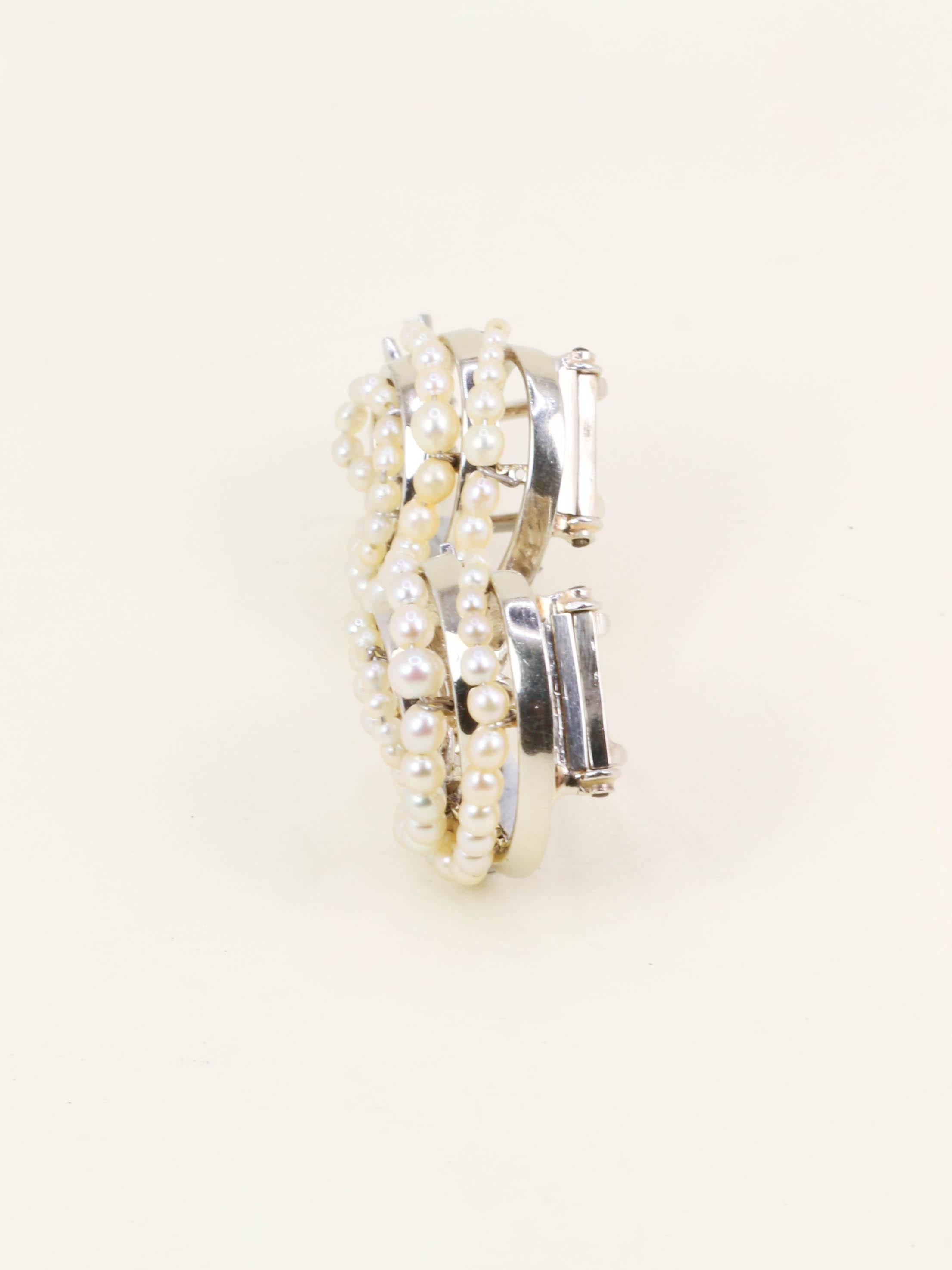 Double clips coquillage or blanc perles fines