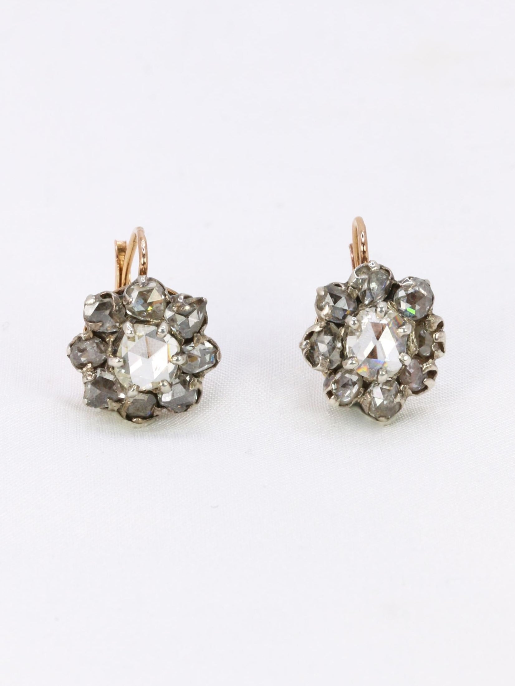 Dormeuses marguerite diamants taille rose