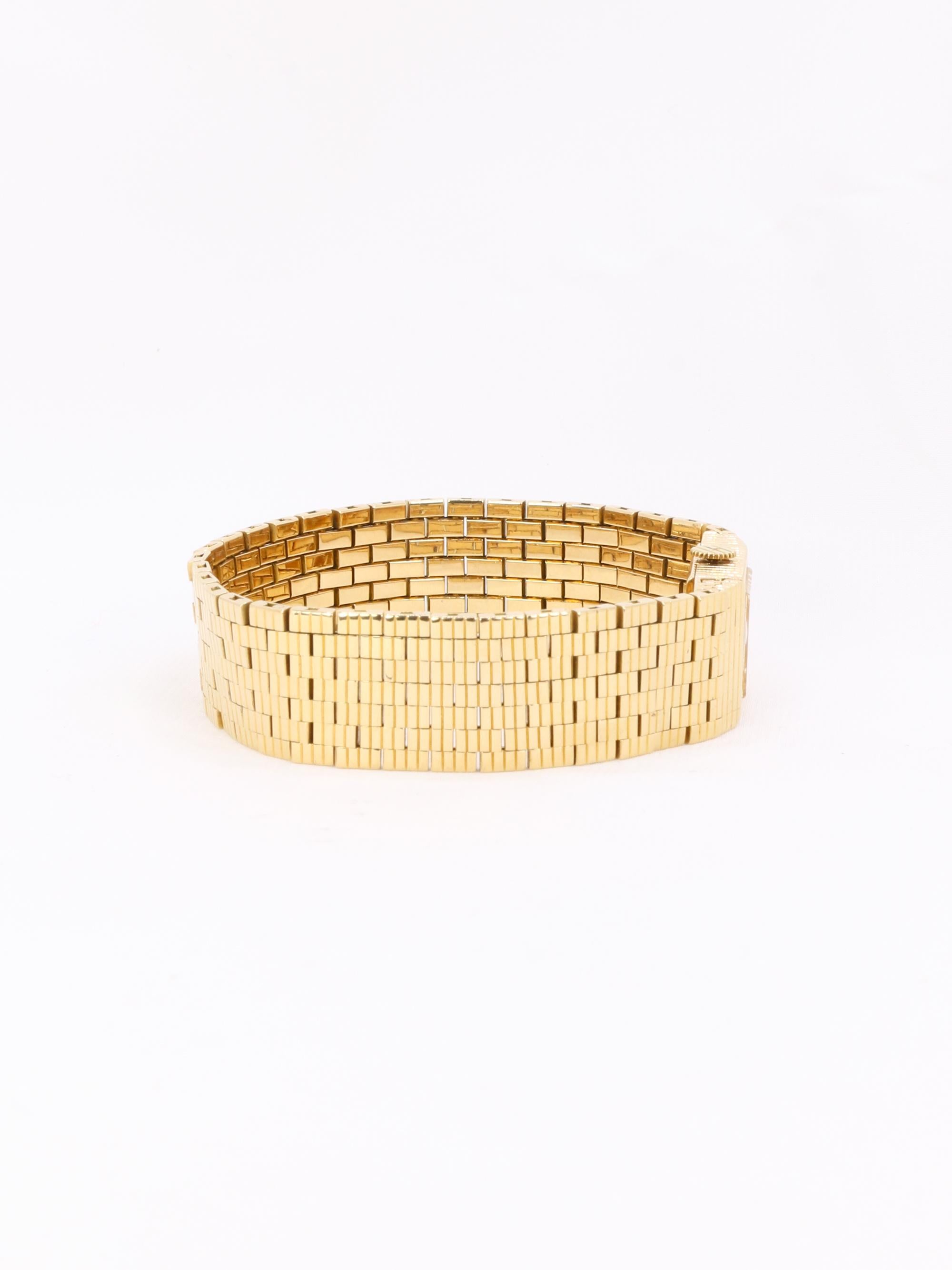 BOUCHERON Montre vintage or jaune