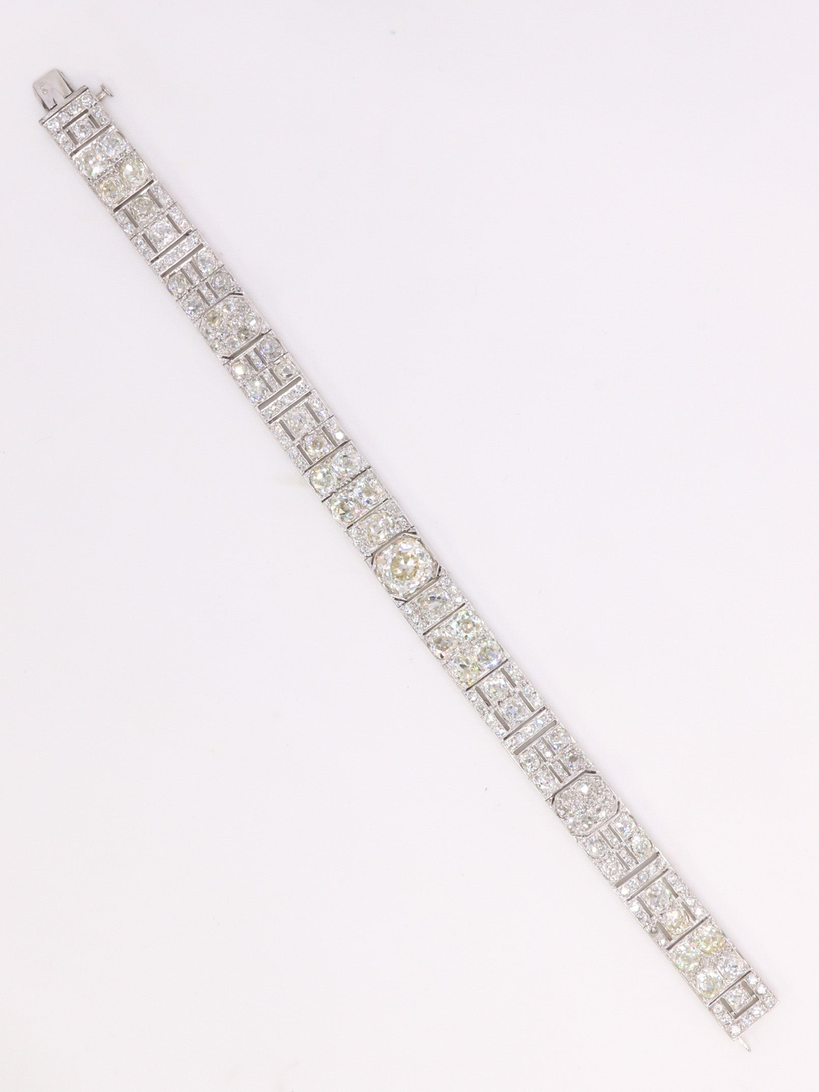 Bracelet Art-Déco or blanc platine diamants