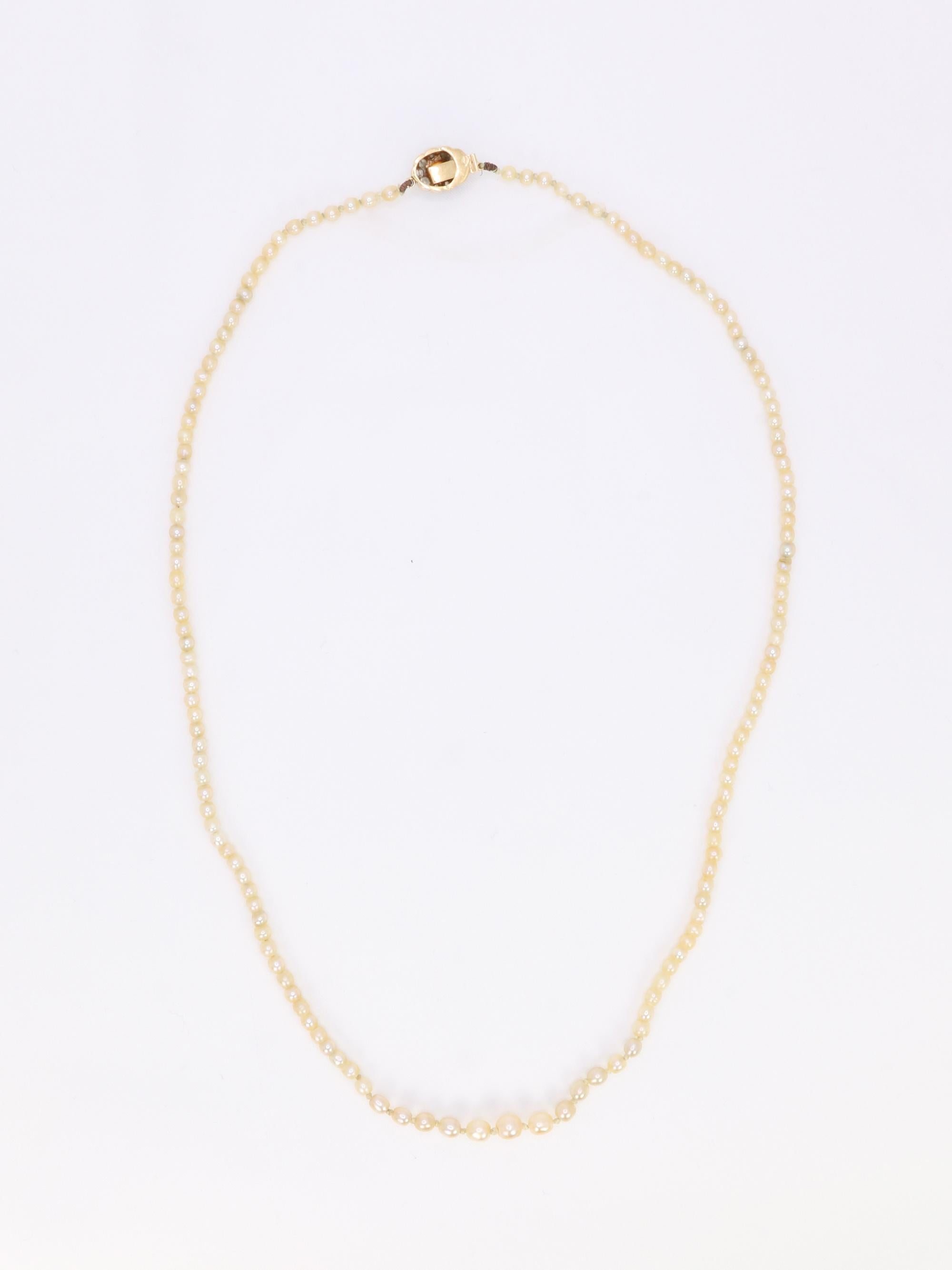 Collier de perles fines fermoir or jaune diamants taille rose