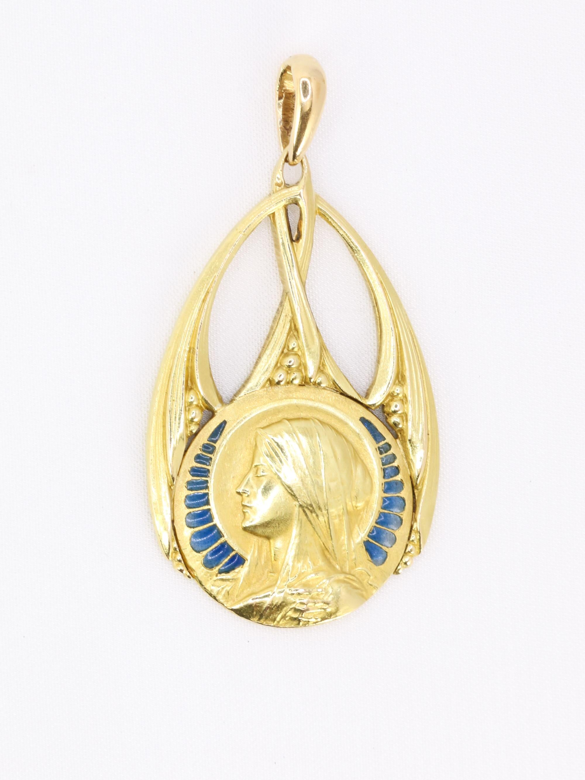 Médaille Art Nouveau Vierge de profil or jaune émail plique-à-jour bleu