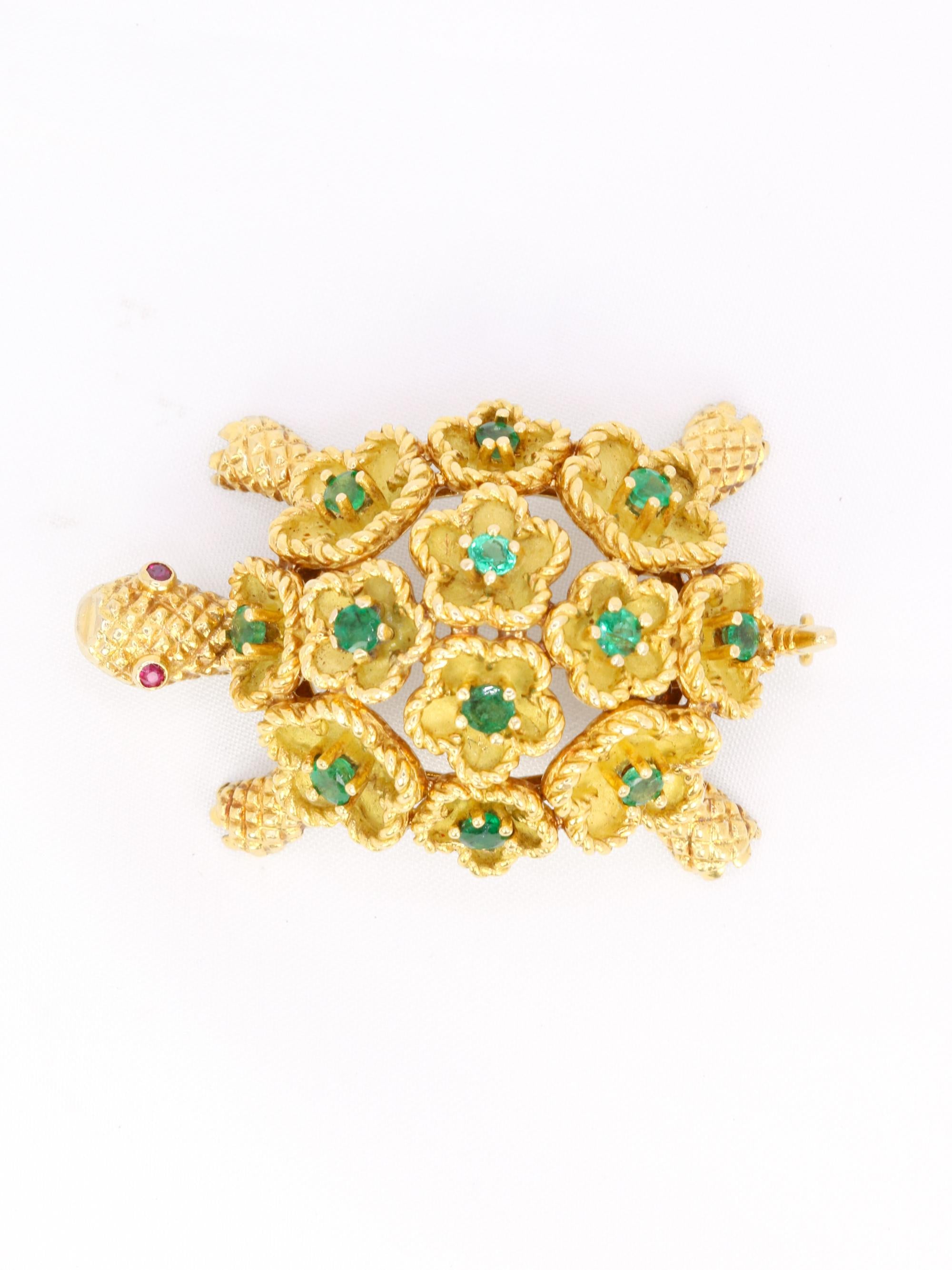 Broche Tortue or jaune émeraudes rubis
