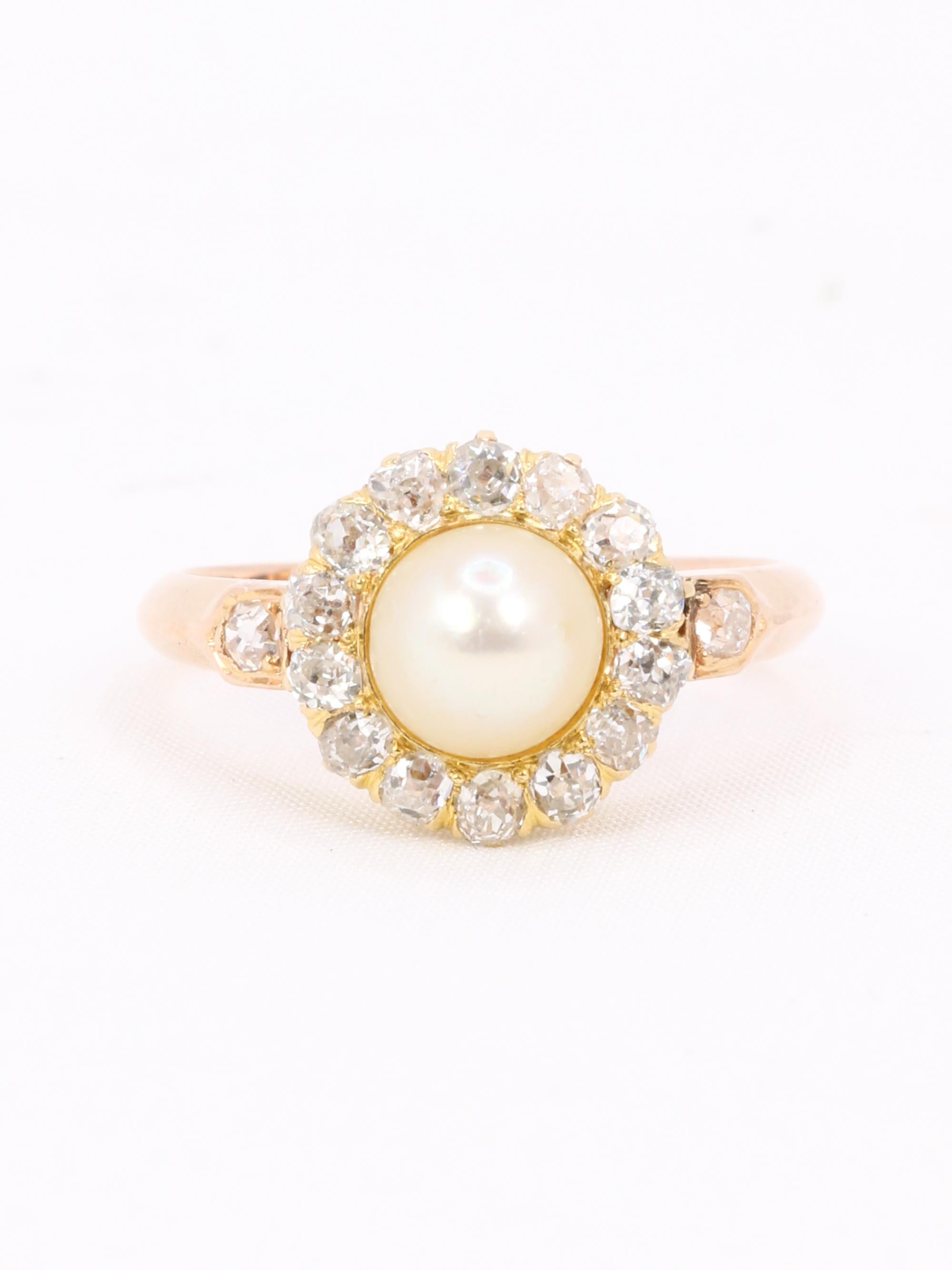 Bague marguerite perle diamants