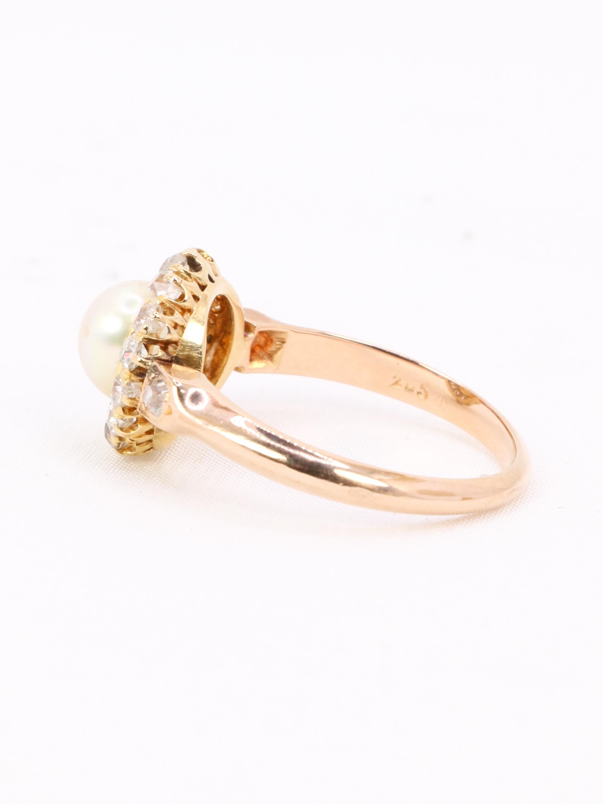 Bague marguerite perle diamants