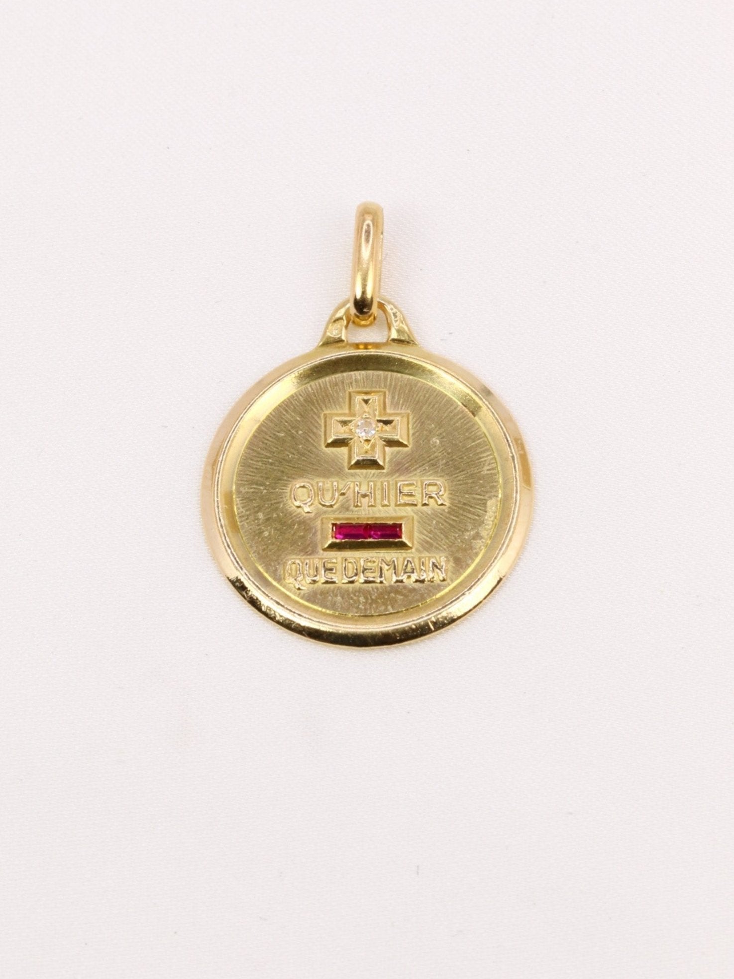 Médaille amour Augis vintage ronde Plus hier moins demain