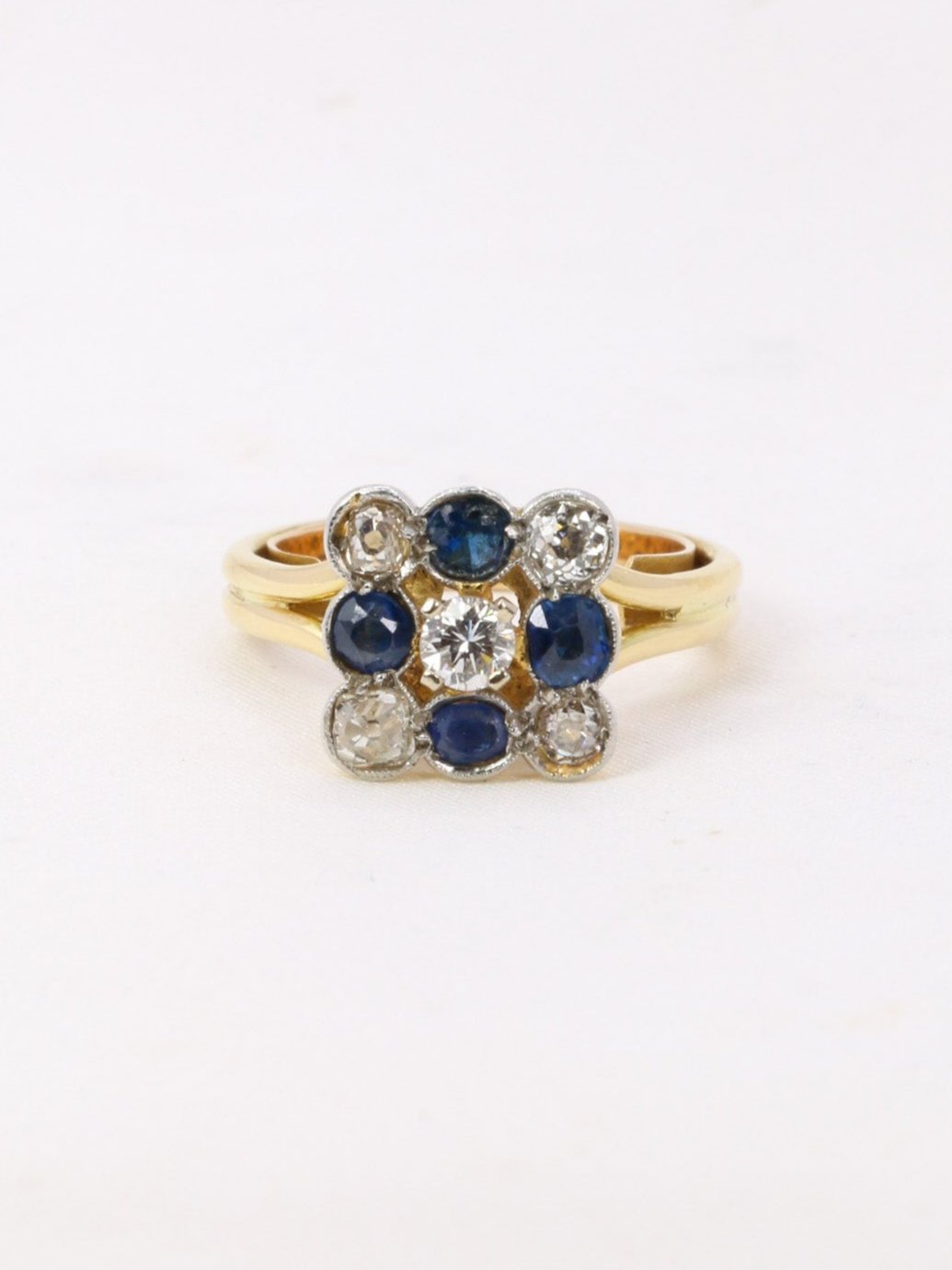 Bague ancienne or jaune platine saphir diamants