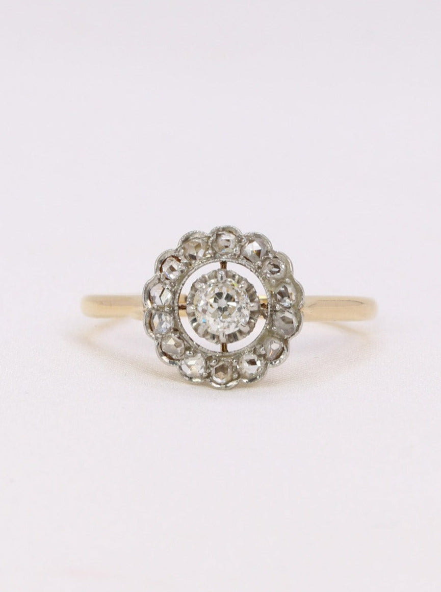 Bague marguerite ancienne diamants 0,30 carats