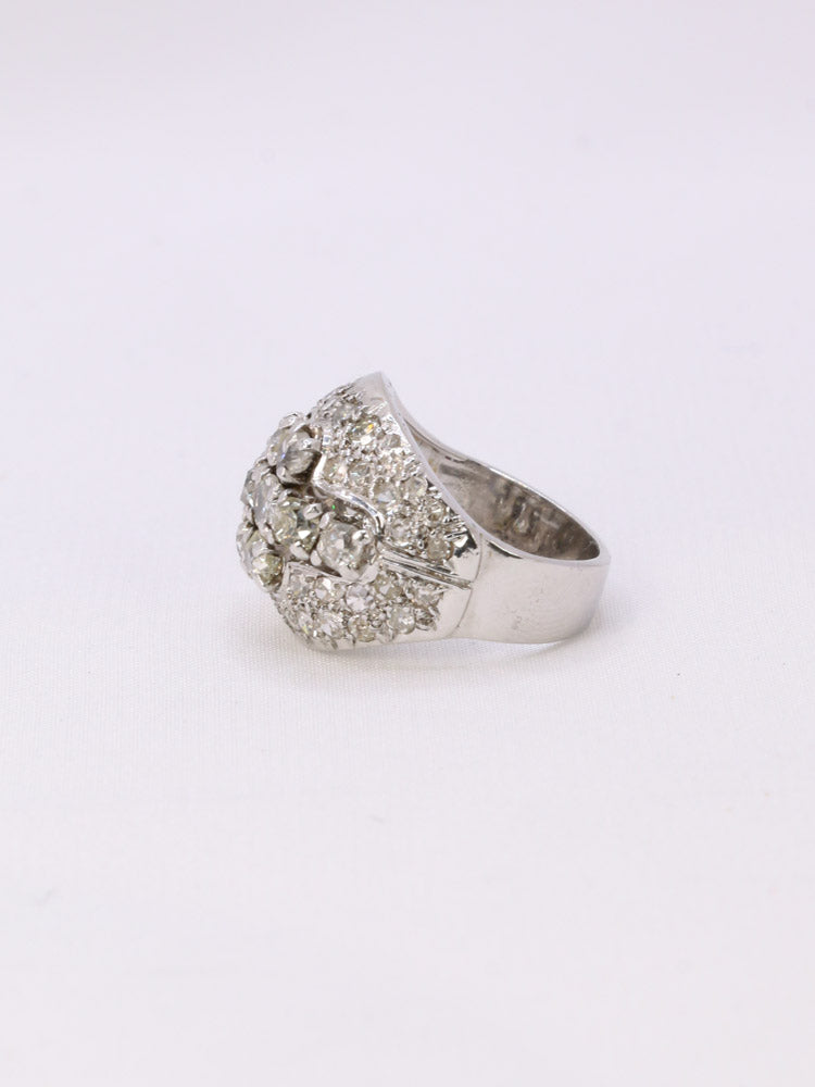 Bague dôme vintage or blanc diamants old mine cut