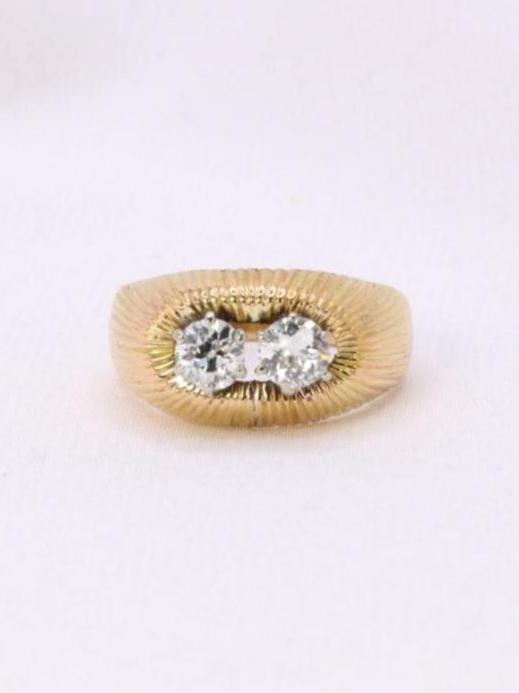 Bague vintage or jaune godronné diamants Old European Cut