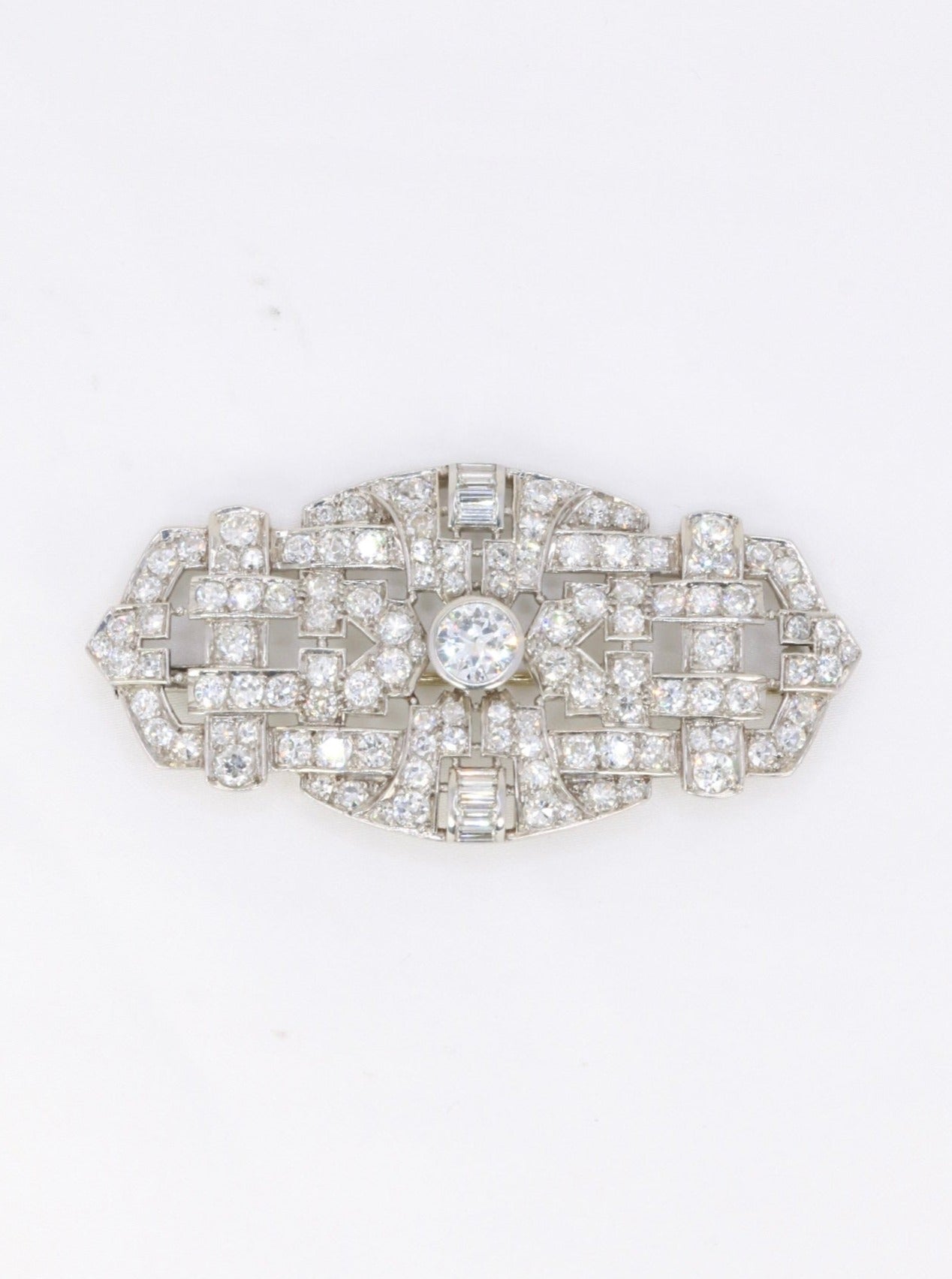 broche art deco