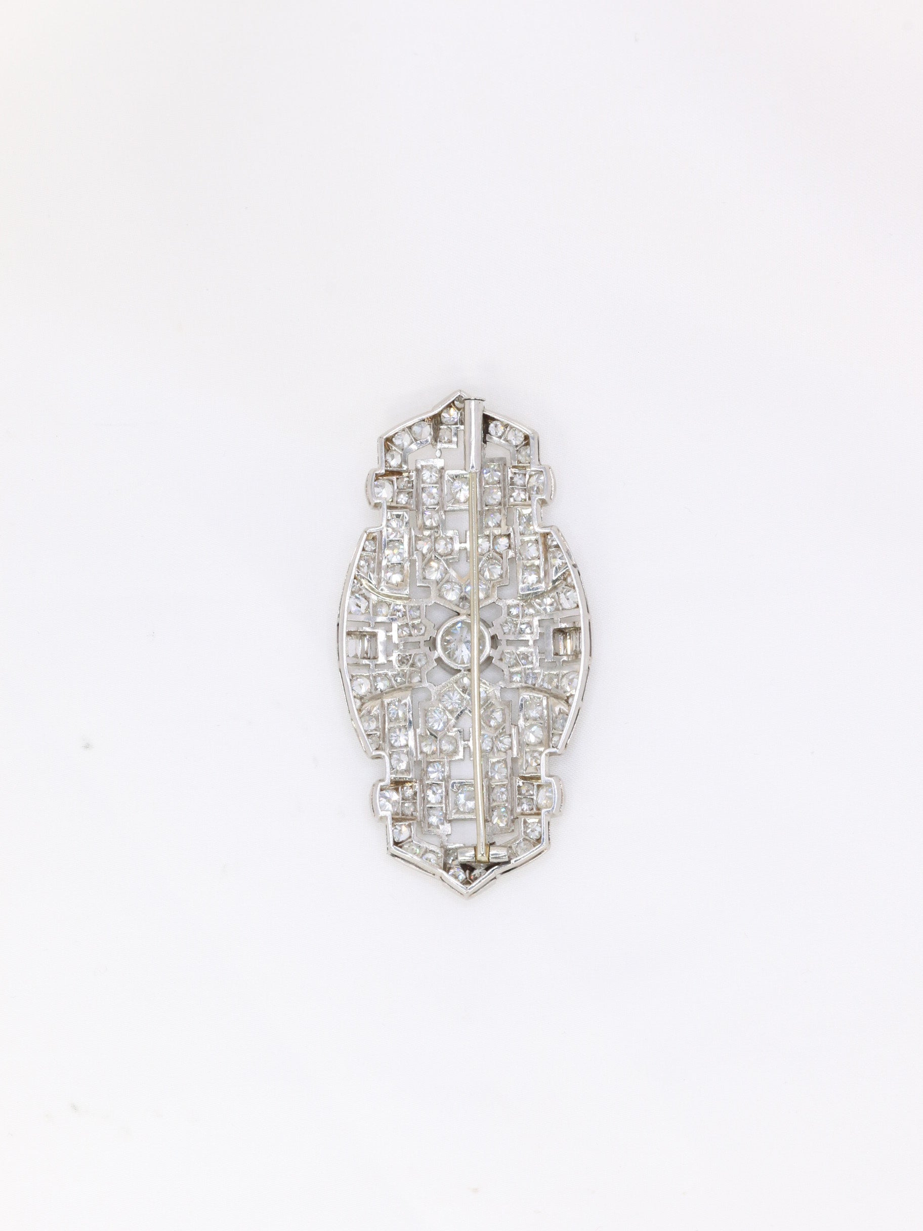 broche platine art deco