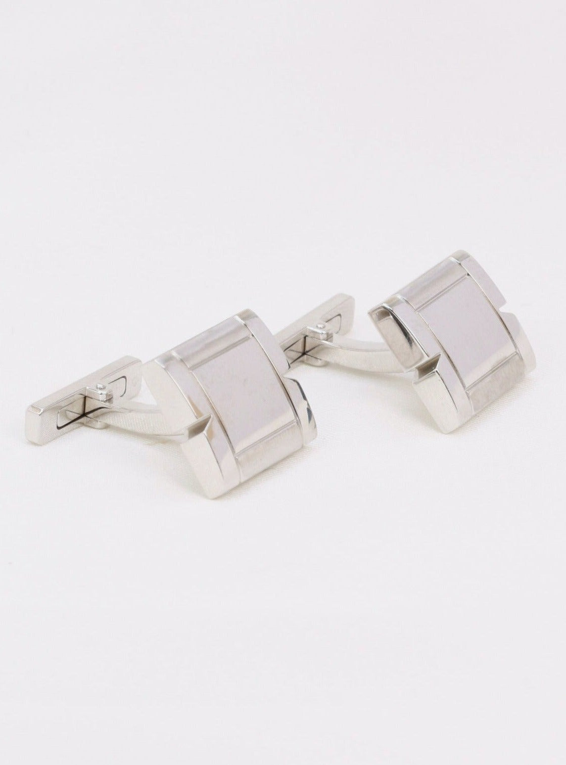 Boutons de manchettes CARTIER Tank française or blanc