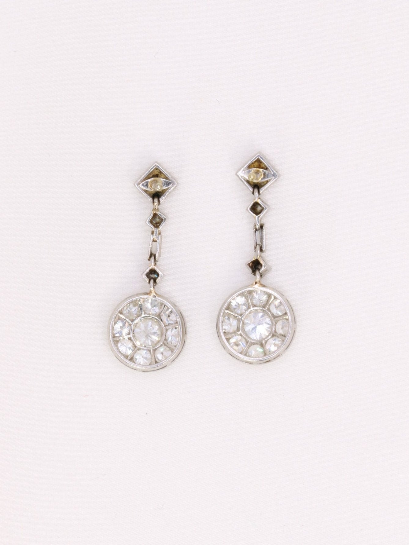 Boucles d'oreilles pendantes Art Déco diamants