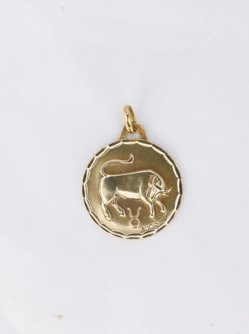 Augis vintage gold bull medal