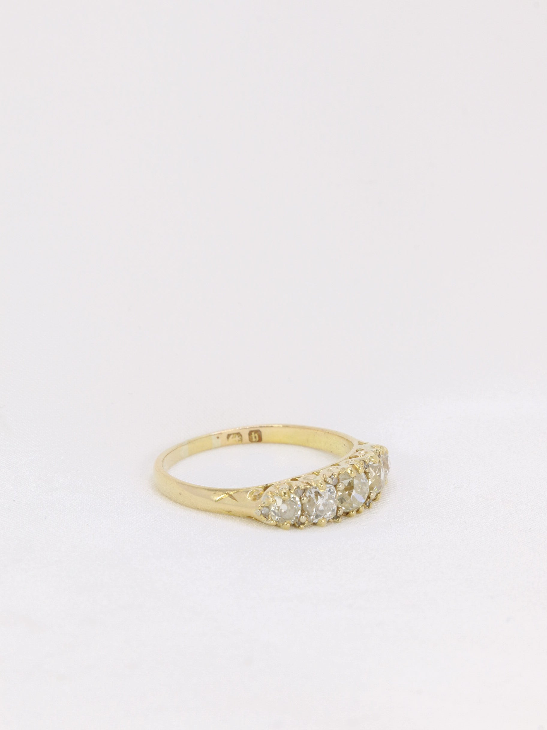 Garter ring in gold and old cut diamonds