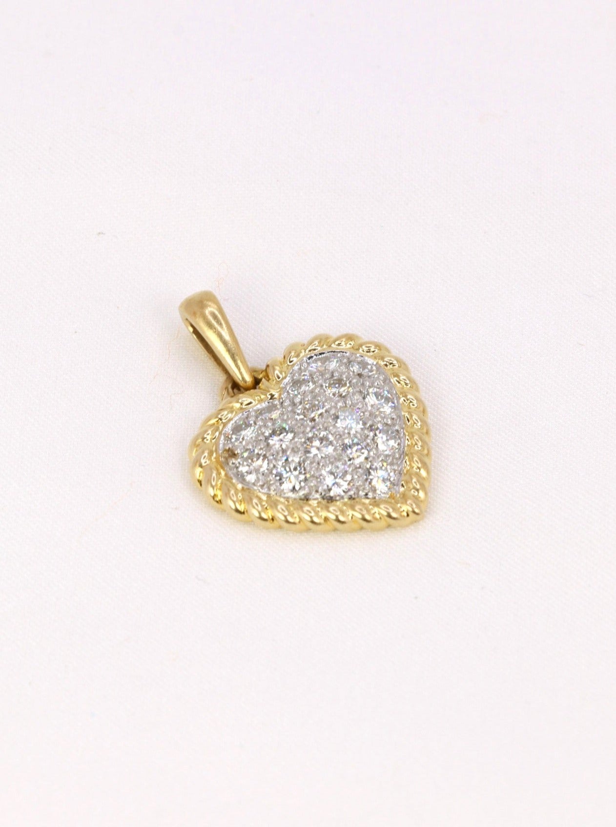 Pendentif coeur vintage diamants