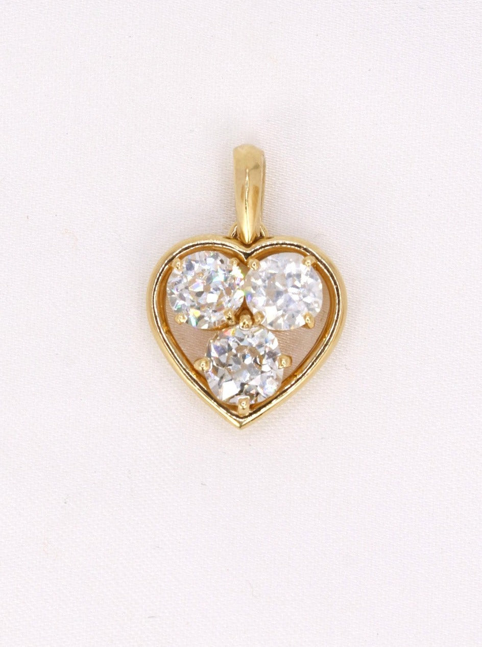 Pendentif coeur diamants