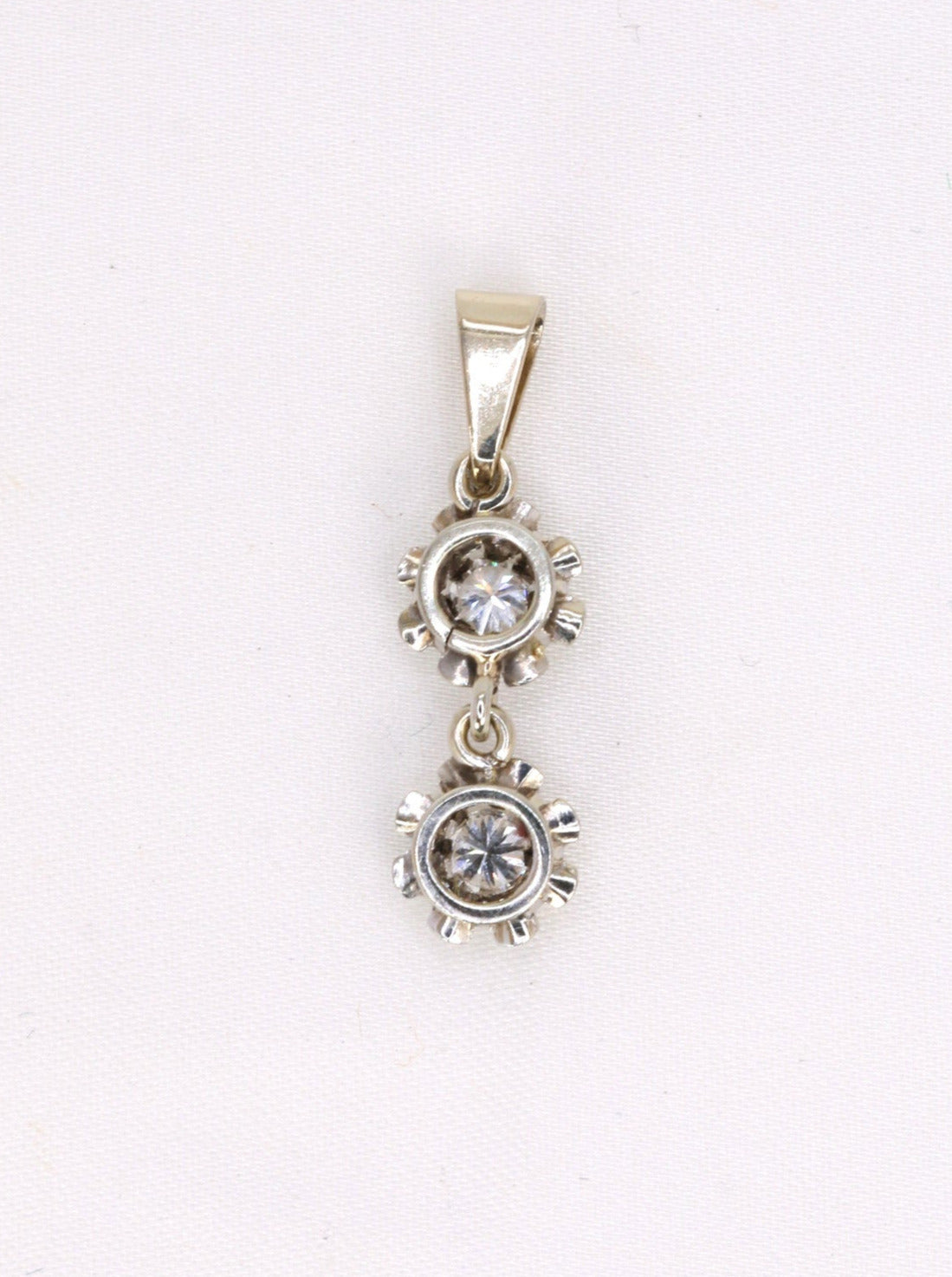 Pendentif or blanc diamants taille brillant 0,2 ct