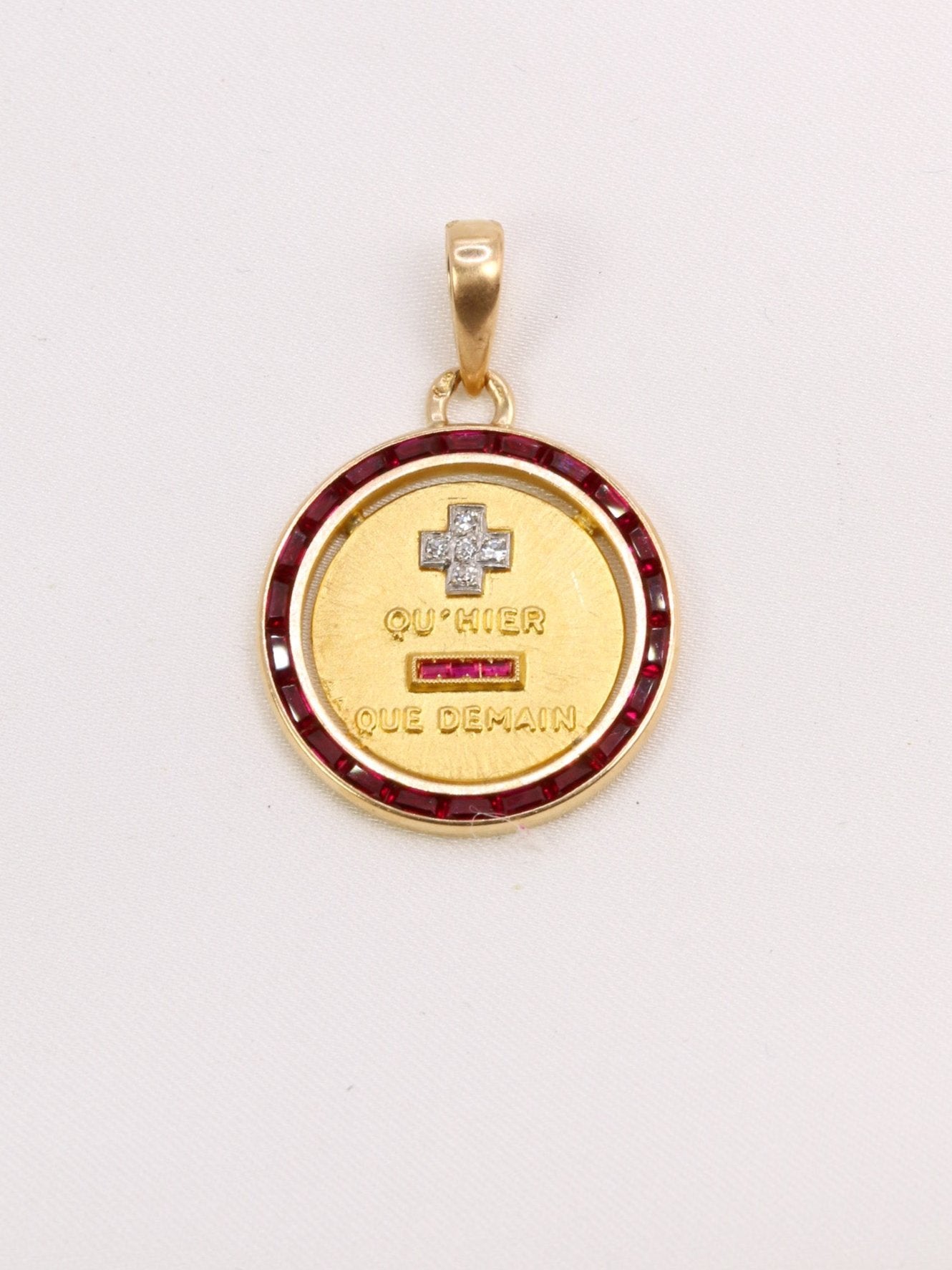 Médaille amour Augis vintage ronde Plus hier moins demain