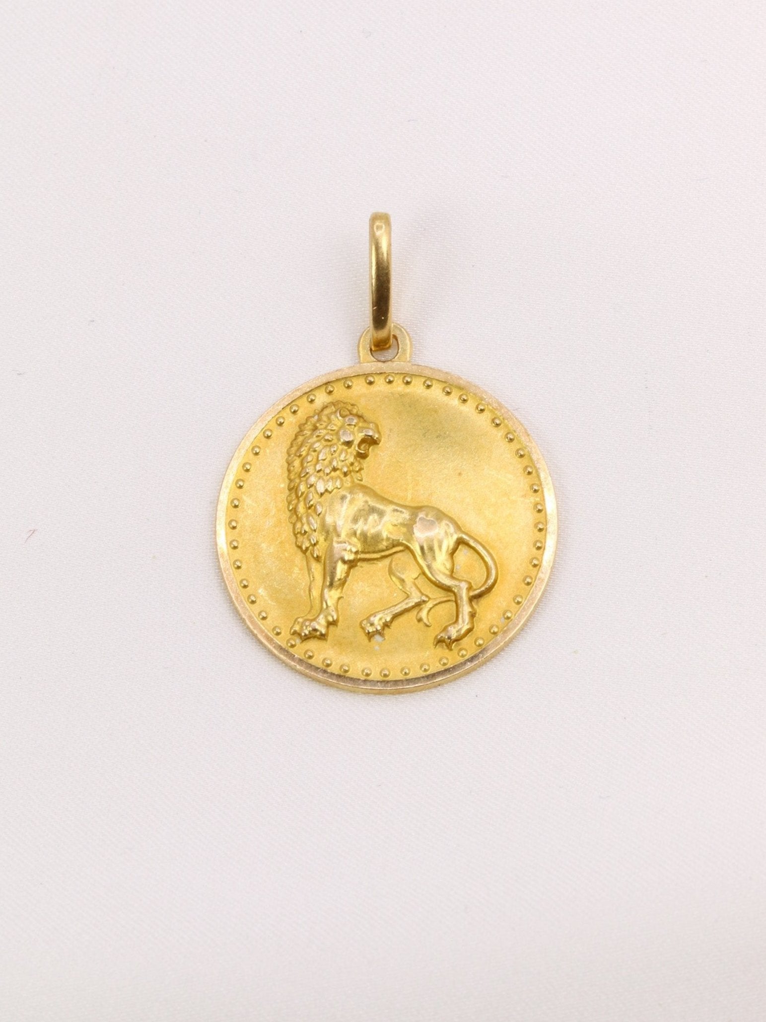 Médaille astrologique vintage Lion or jaune