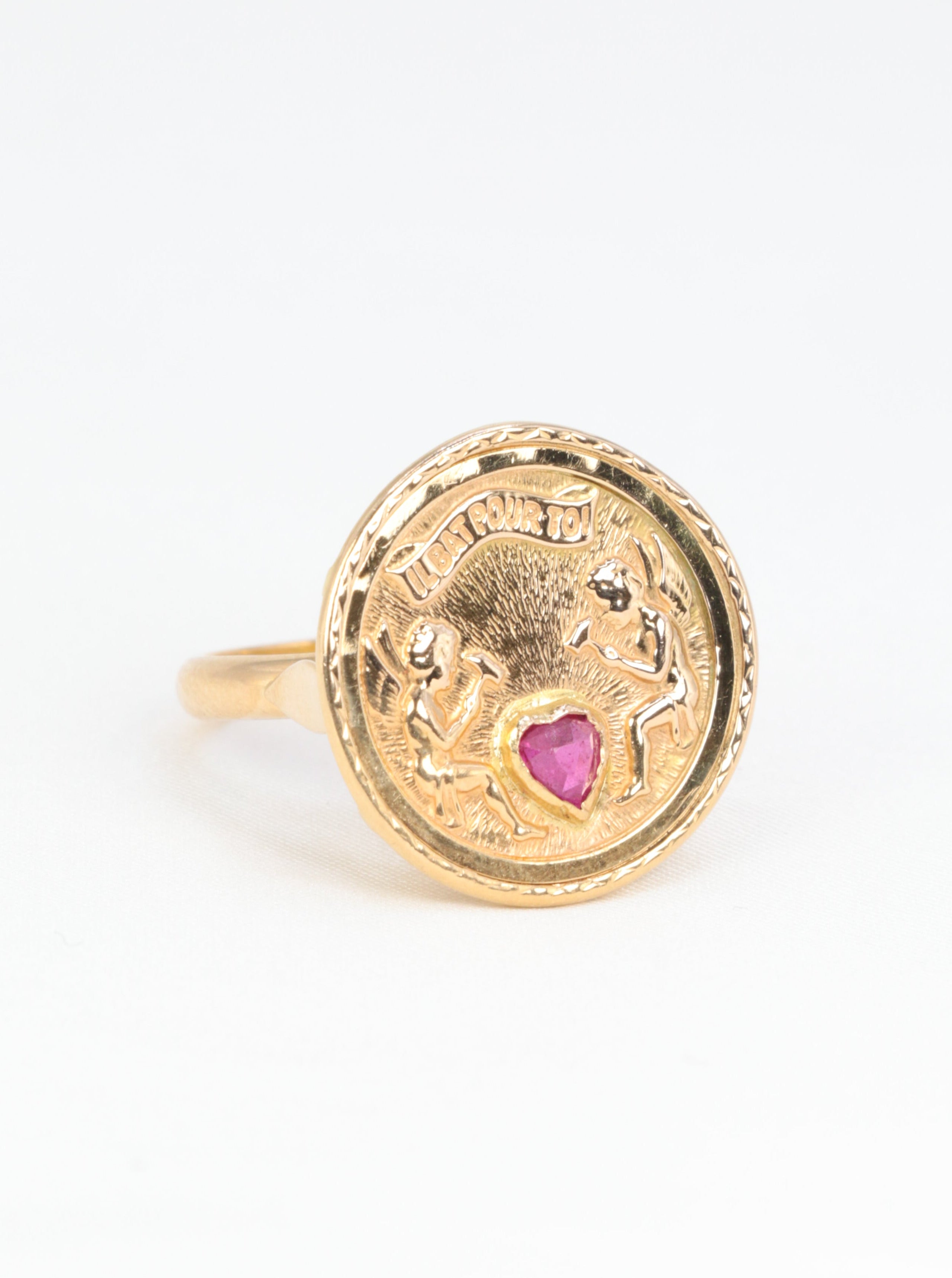 Vintage love ring IL BEAT FOR YOU in gold and ruby