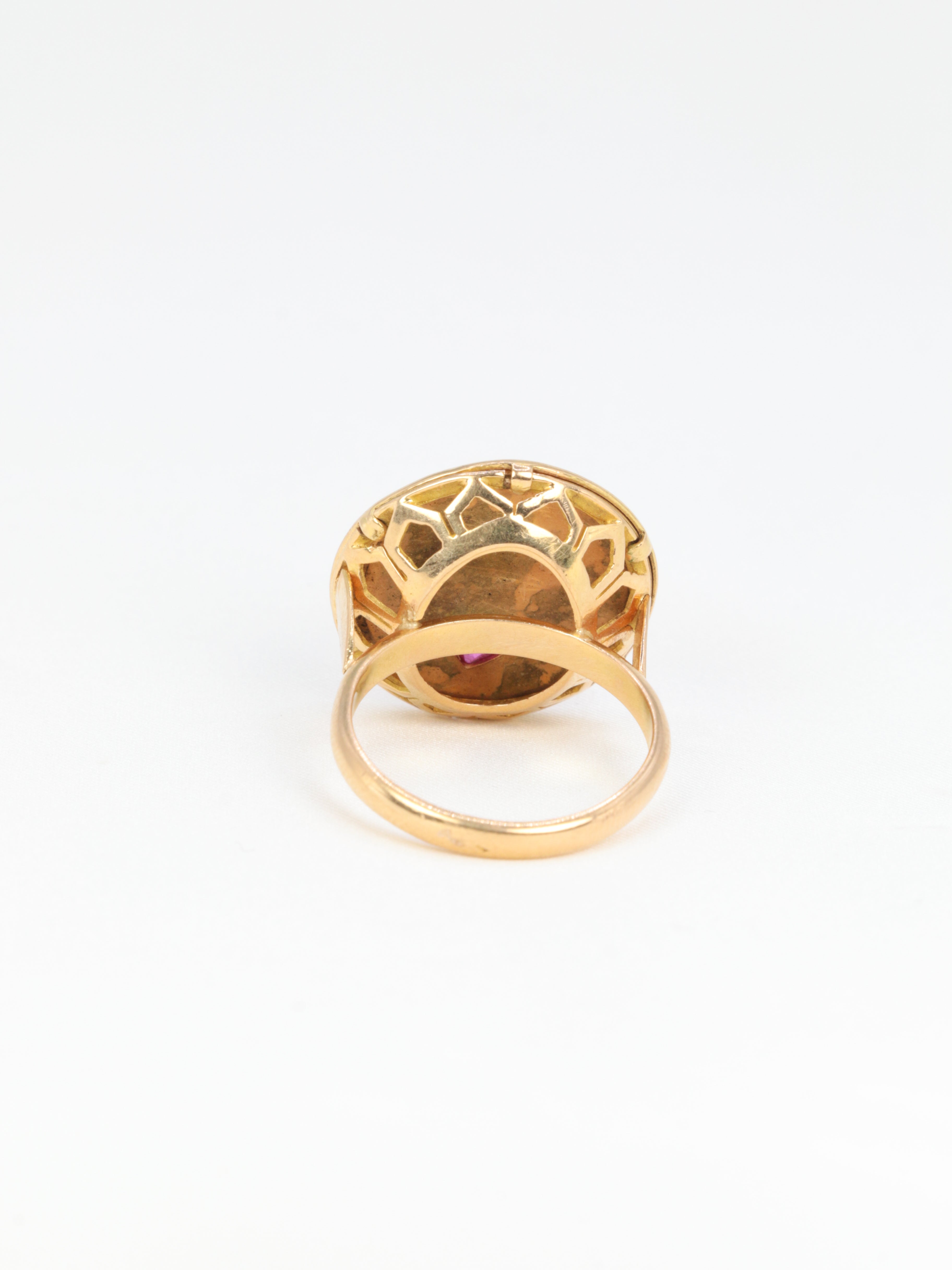 Vintage love ring IL BEAT FOR YOU in gold and ruby