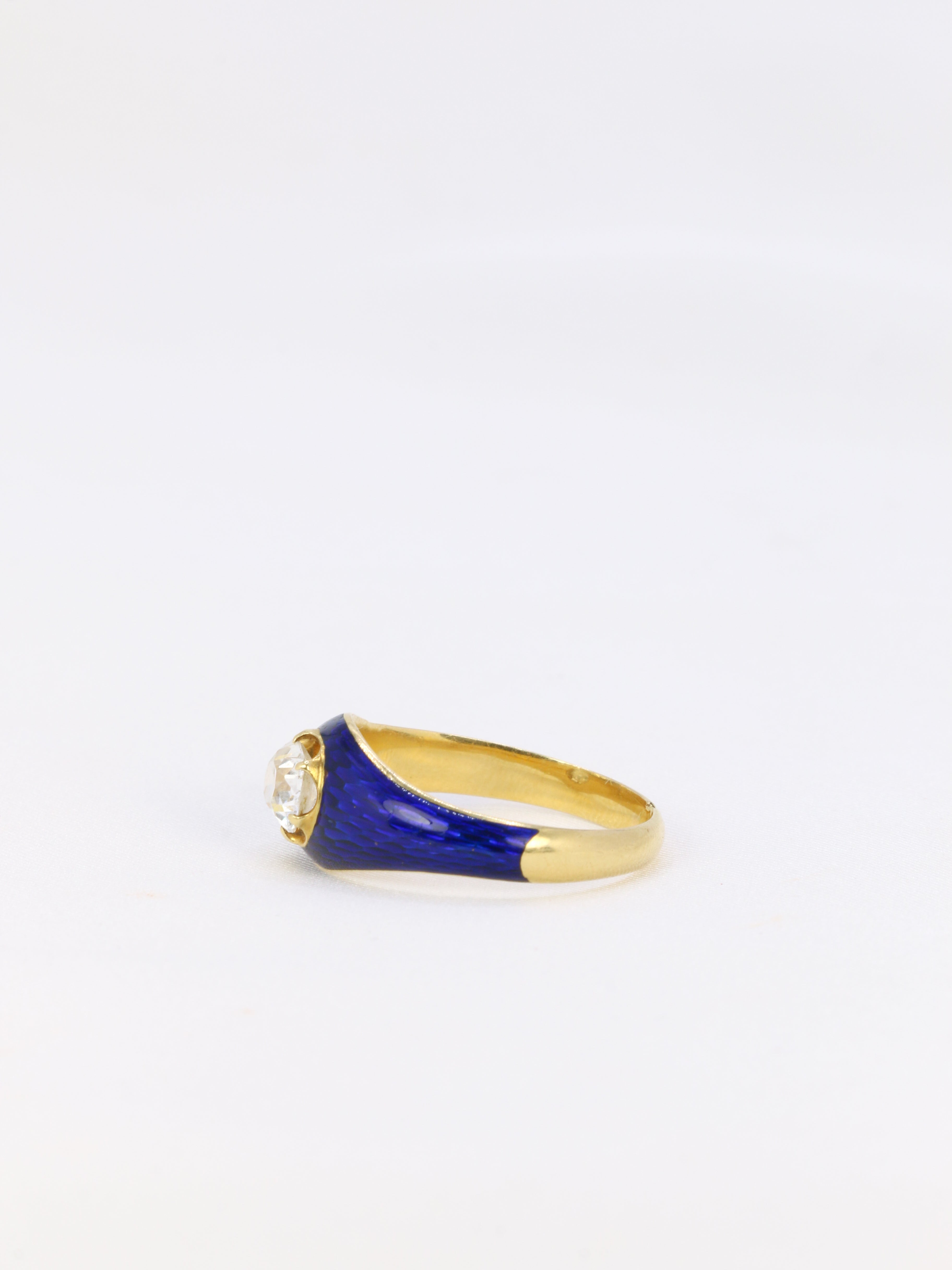 Bague solitaire or jaune diamant émail bleu