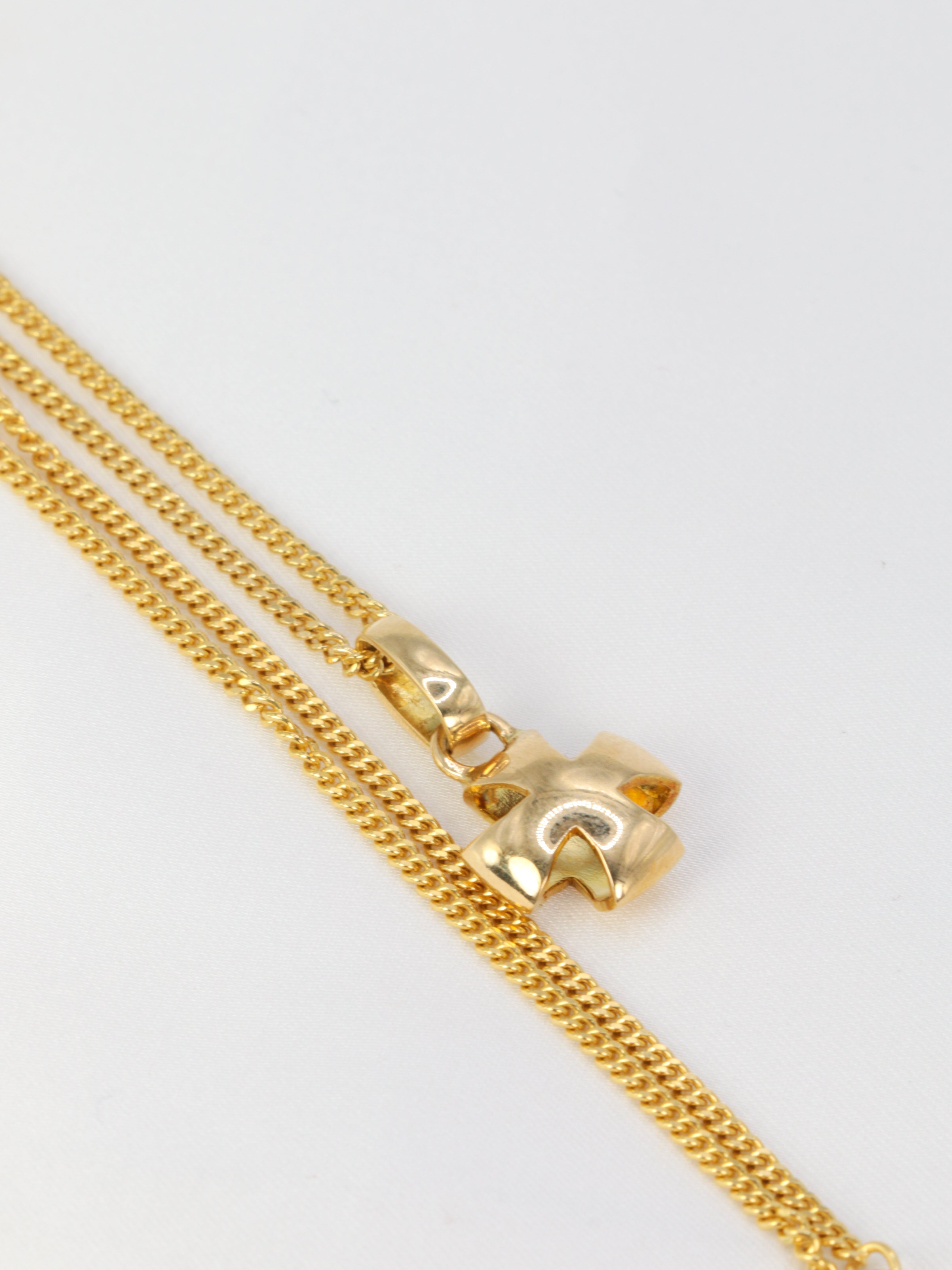 LALAOUNIS Cross chain and pendant in yellow gold