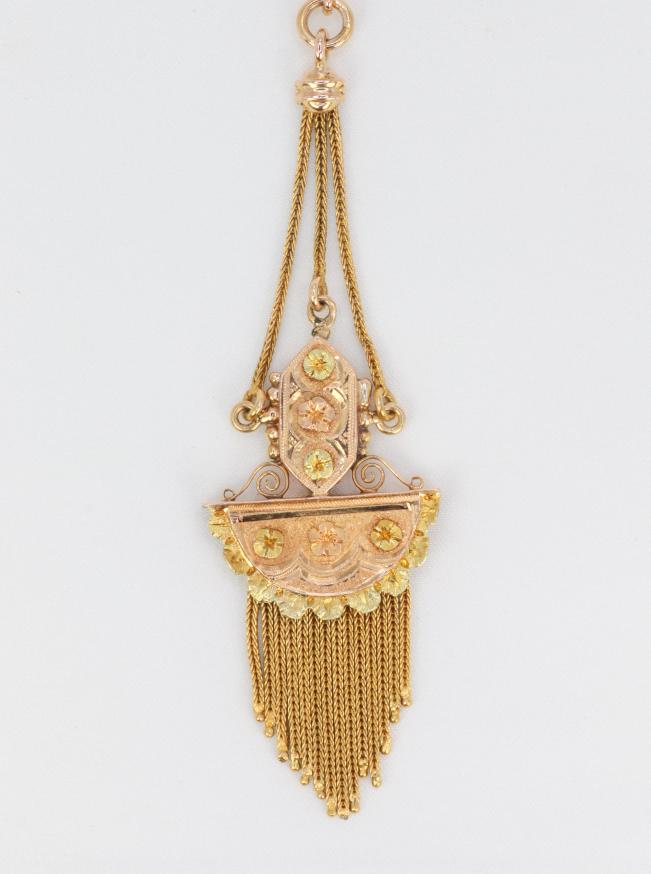 Napoleon III fringe necklace in yellow and rose gold