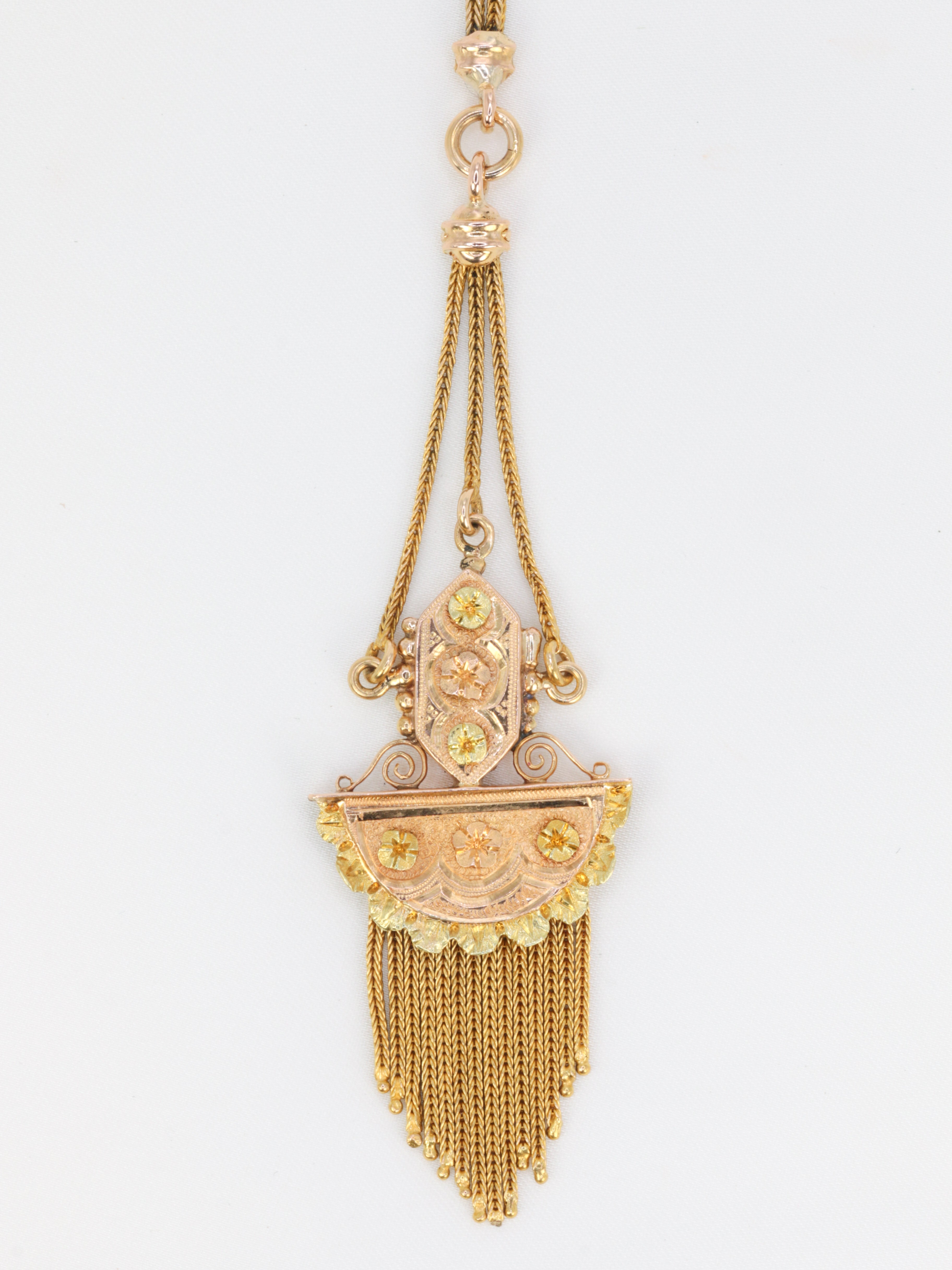 Napoleon III fringe necklace in yellow and rose gold