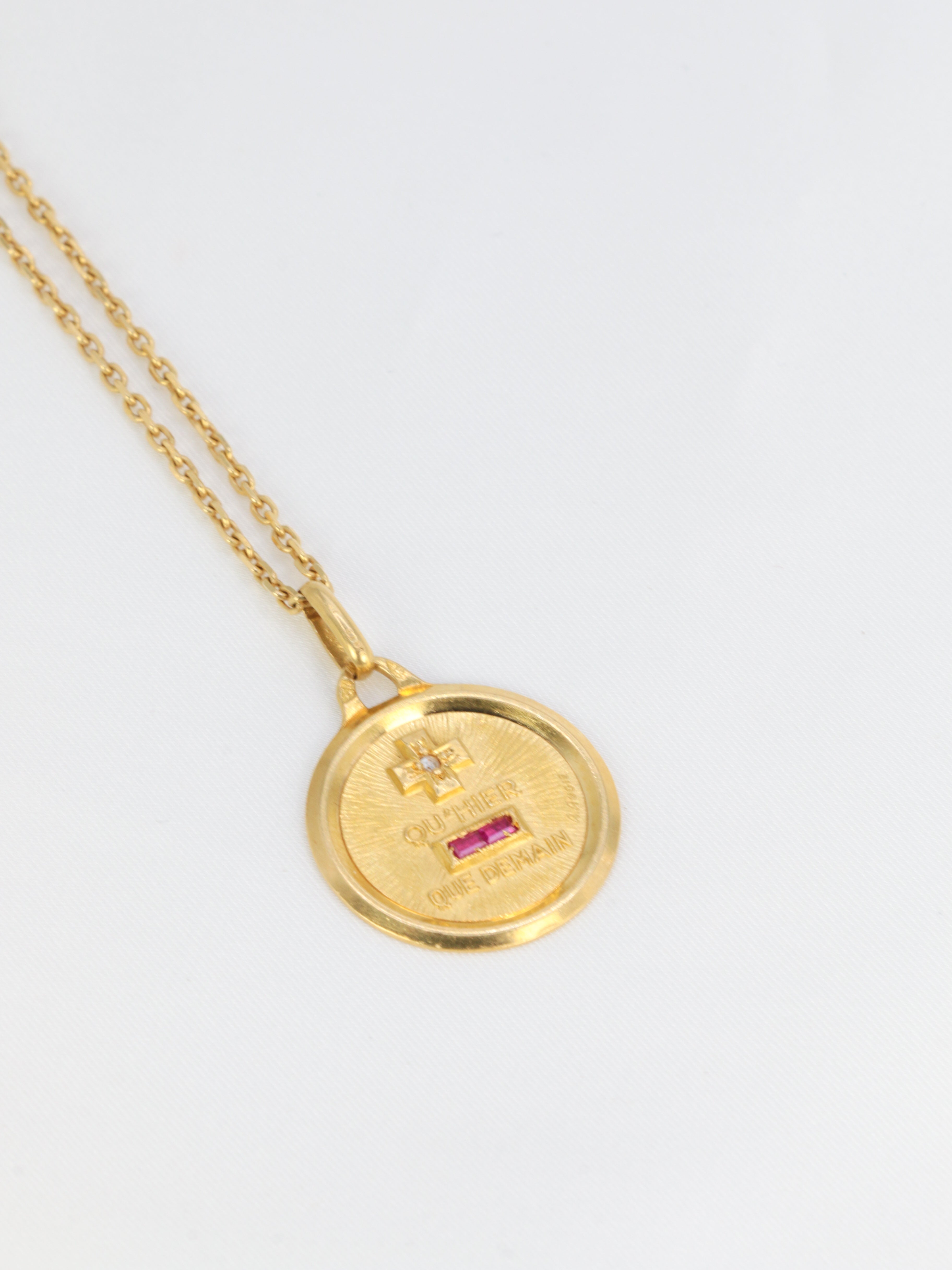 Augis Love Medal More than yesterday less than tomorrow in gold, diamond and ruby ​​- ca 1970