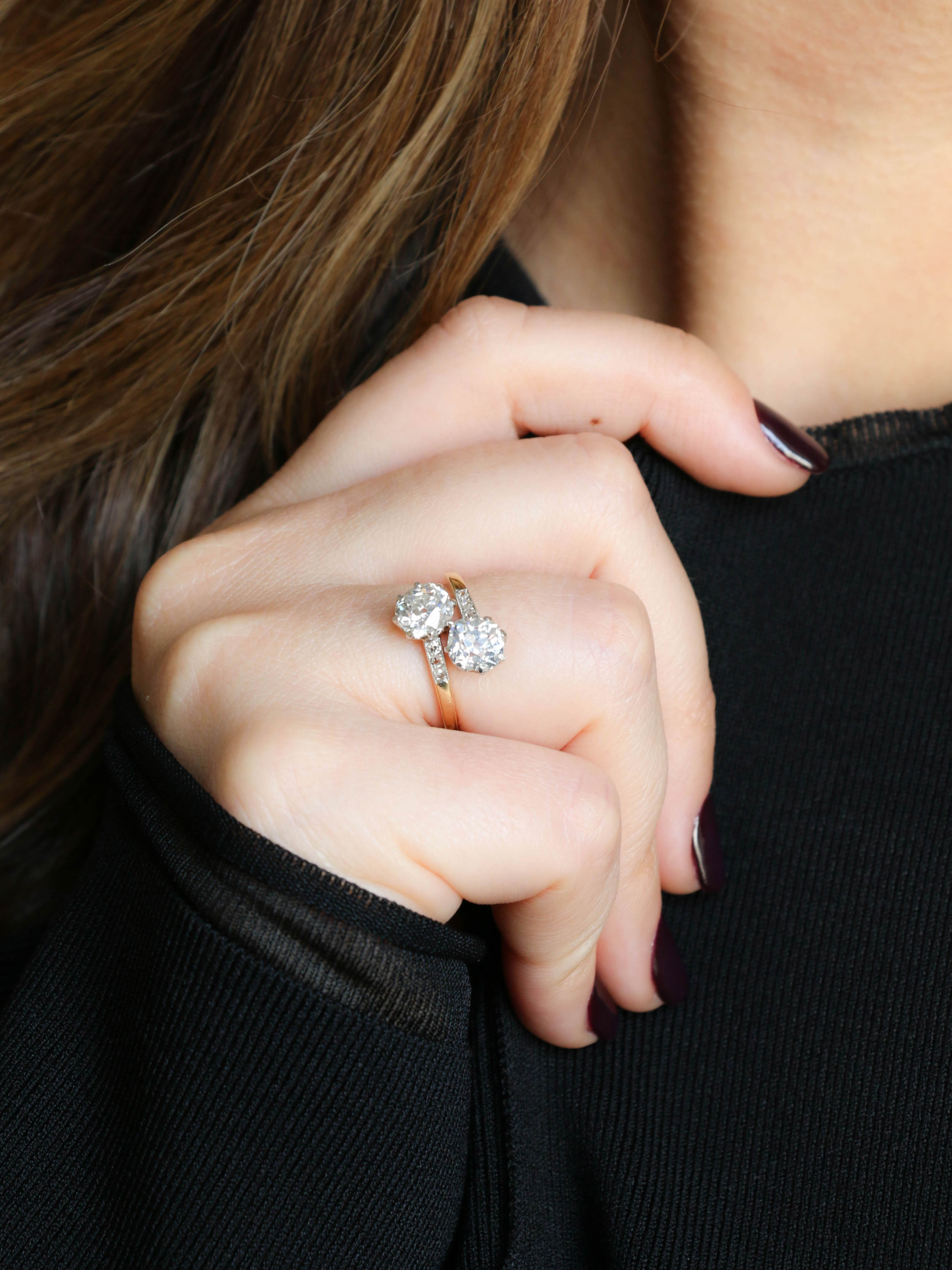 Bague ancienne toi et moi diamants taille ancienne 2,60 carats