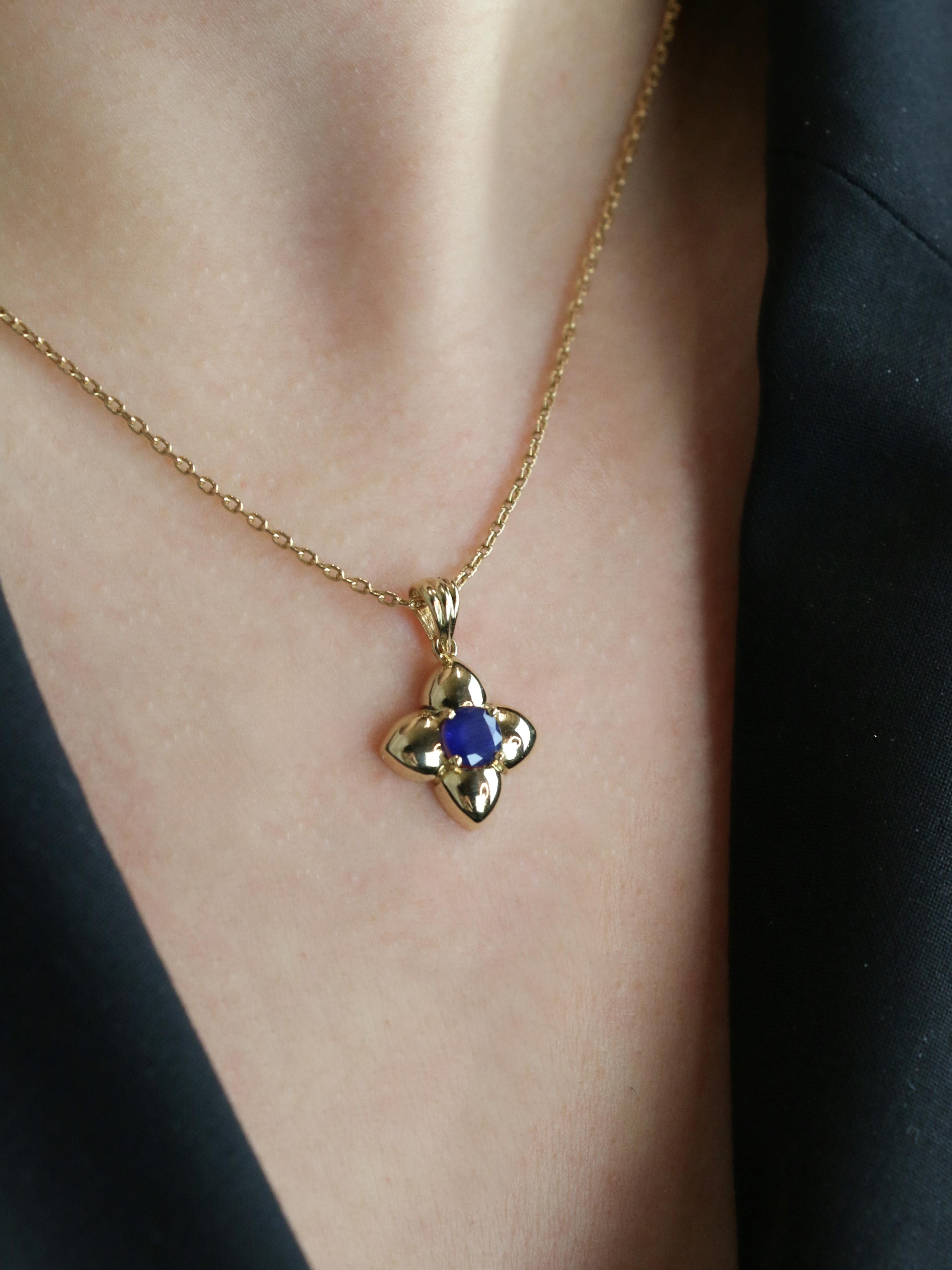 Pendentif charms vintage fleur or jaune saphir