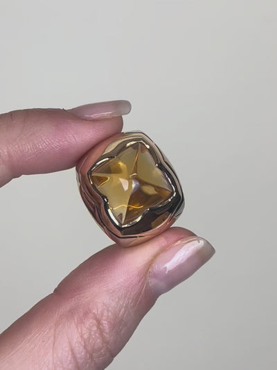 BVLGARI Bague pyramide or jaune citrine pain de sucre