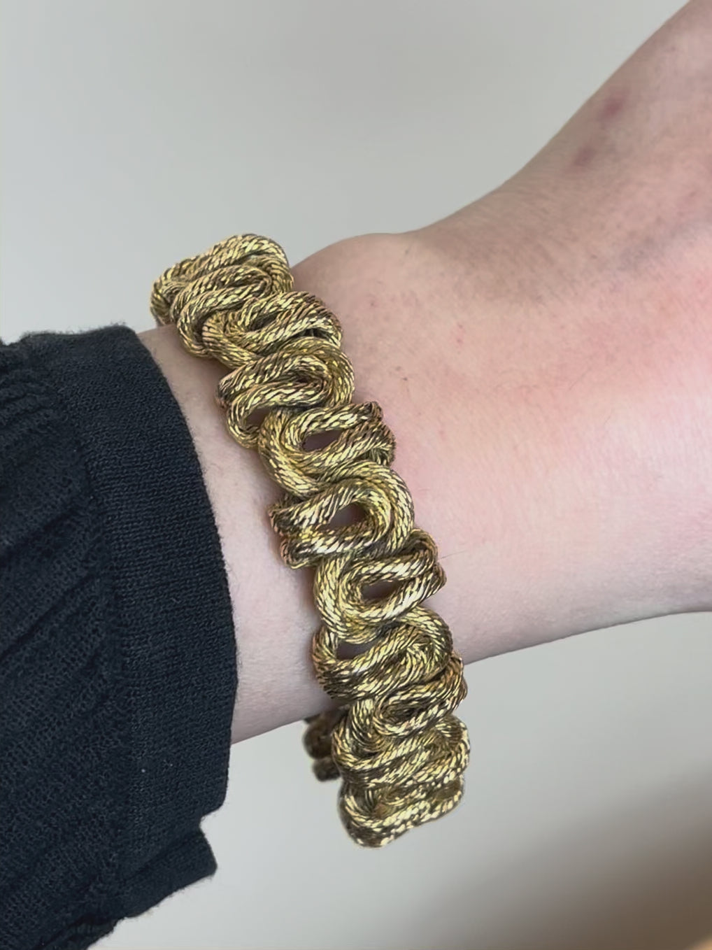GEORGES LENFANT Bracelet or jaune tressé - Années 1970